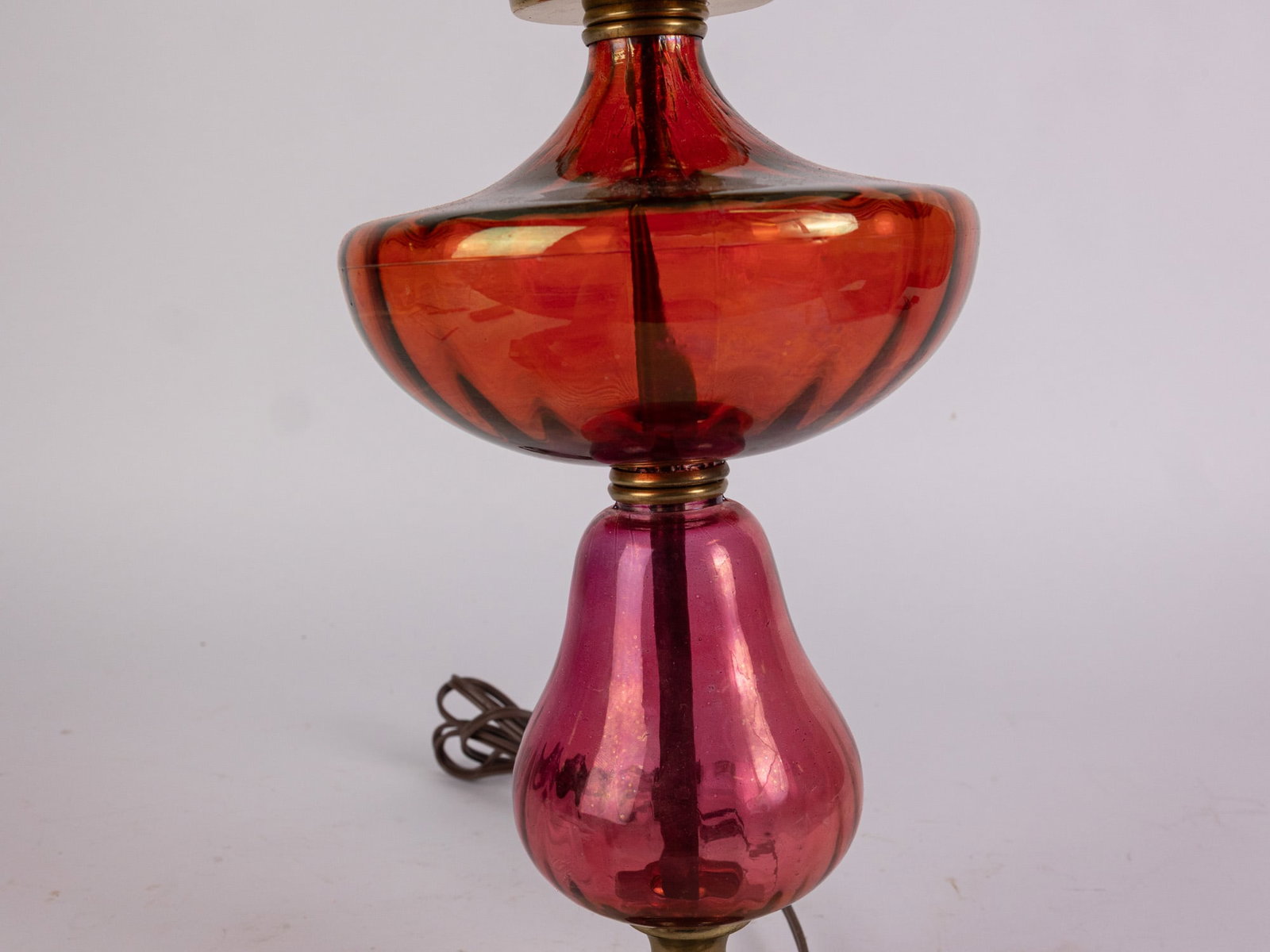 Cranberry Glass Vintage Electric Lamp - 4