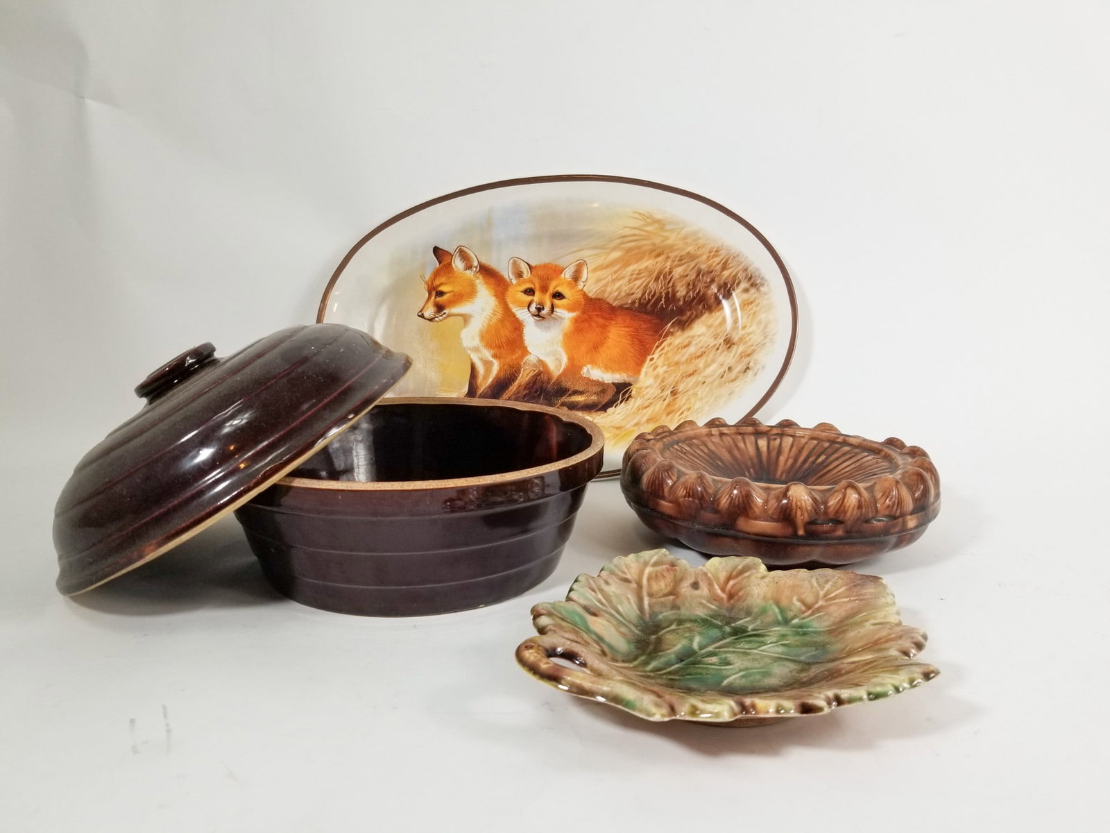 Vintage Decorative Ceramics Featuring Majolica: Vintage Decorative Ceramics Featuring Majolica Size 7" x 12" x 12" Literature Brooks Auction – Online Auction Terms & Conditions Contact: (856) 694-2960 | info@brooks.auction READ BEFORE YOU