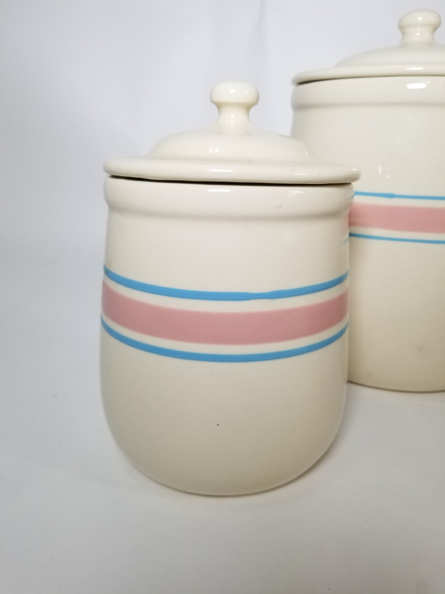 McCoy Set of Four Canisters and Mixing Bowl - 7
