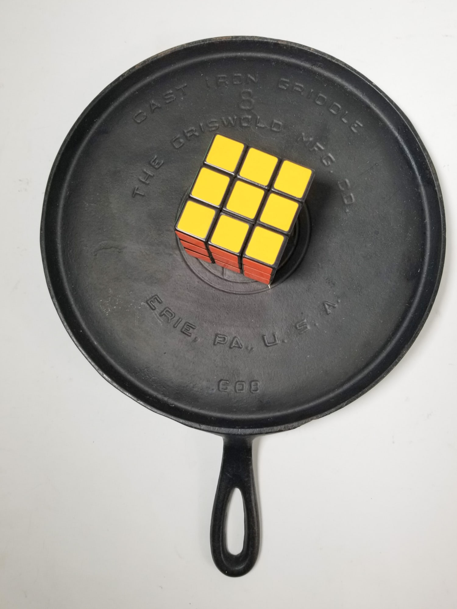Vintage Cast Iron Griswold Griddle #608 - 2