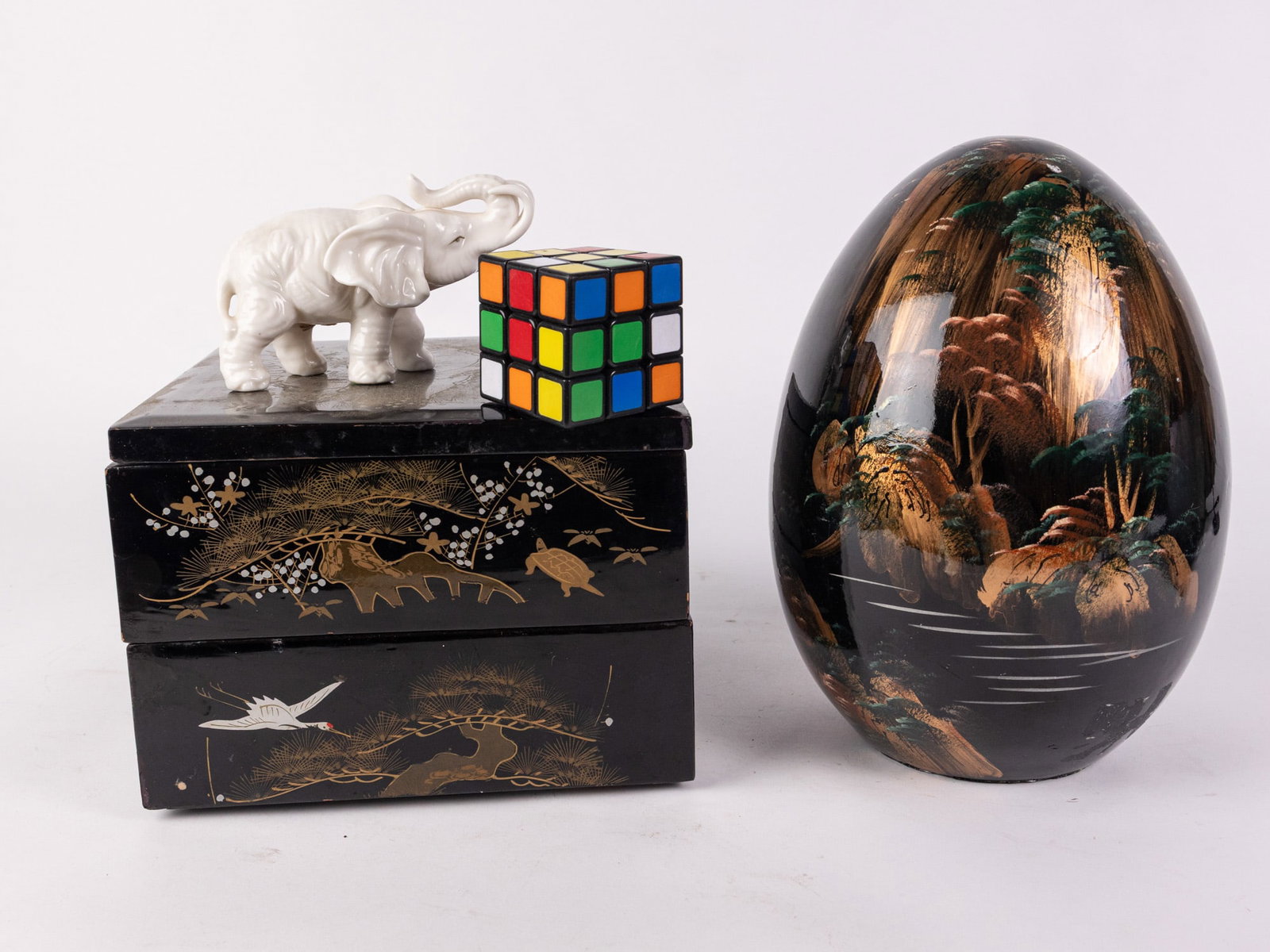 Grouping of Asian Decorative Articles - 2