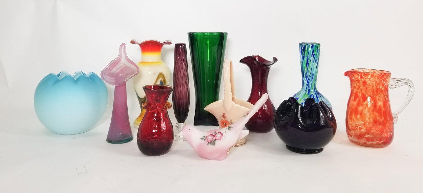 Assorted Glassware Lot (1 of 5)