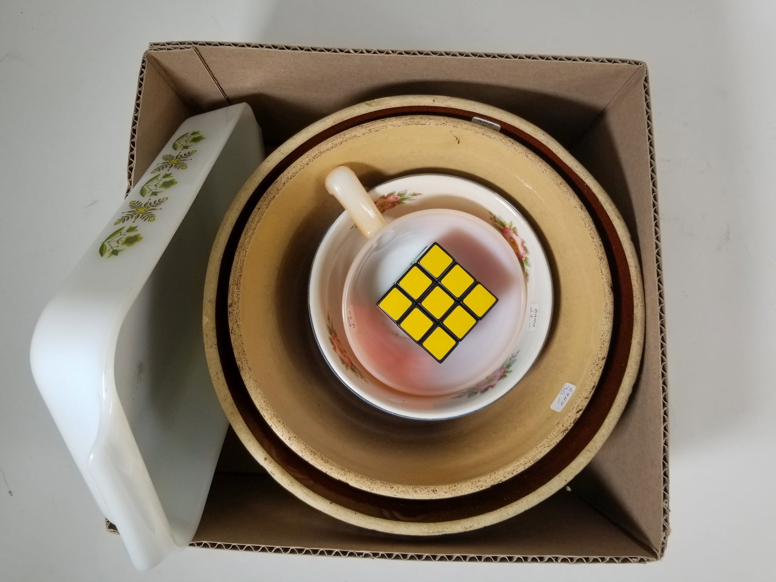 Assortment of Kitchenware - 2