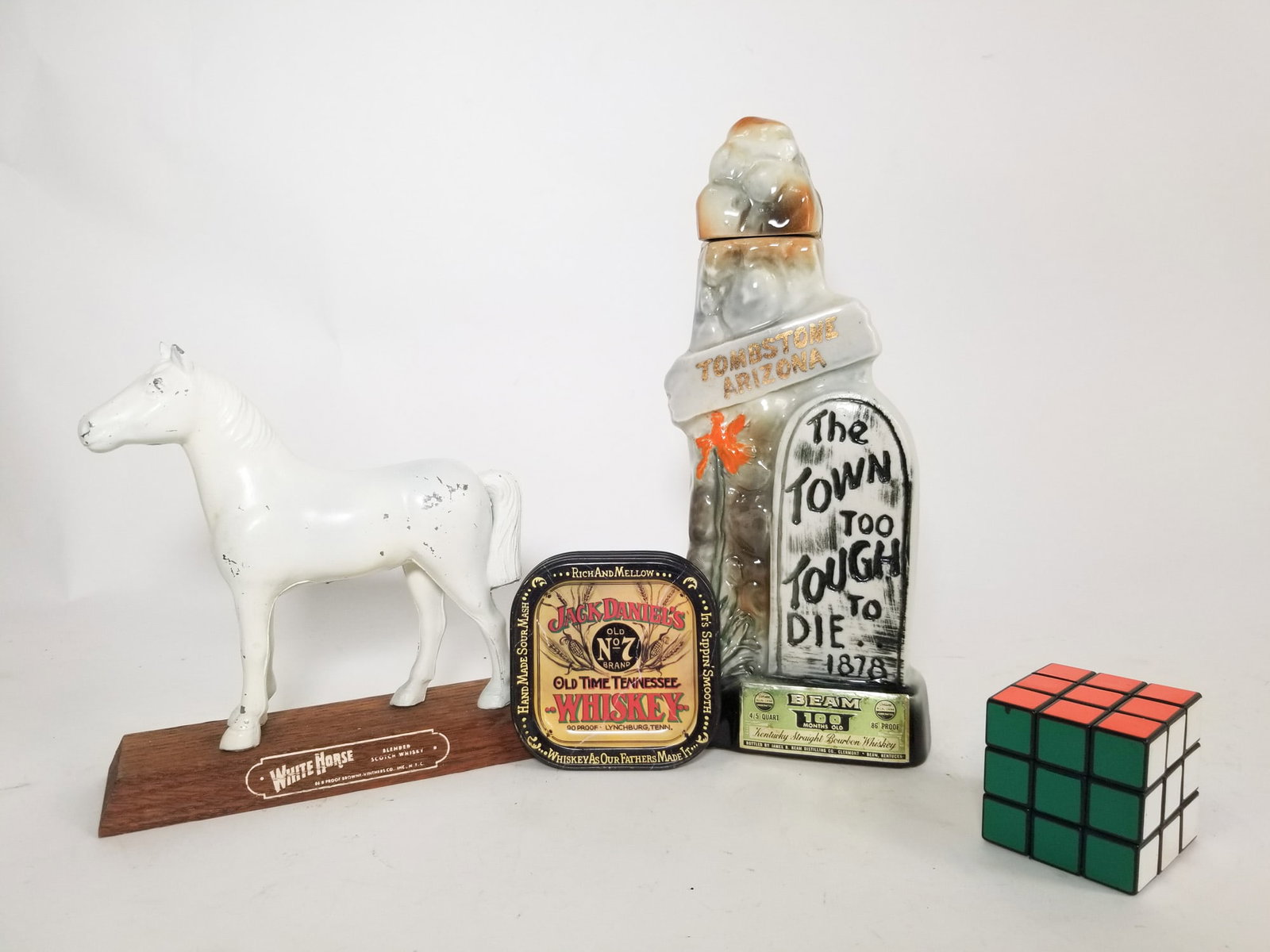 Bar Memorabilia Lot ft. Jim Beam - 2