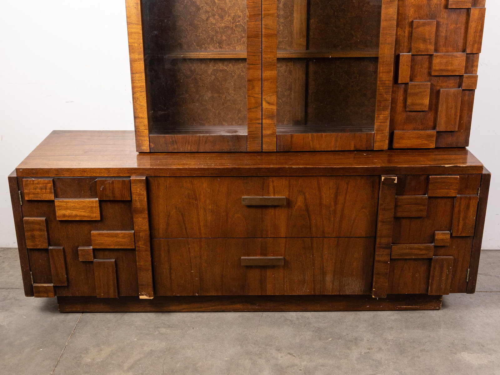 Lane Staccato Mid Century Modern Two Piece Hutch - 2