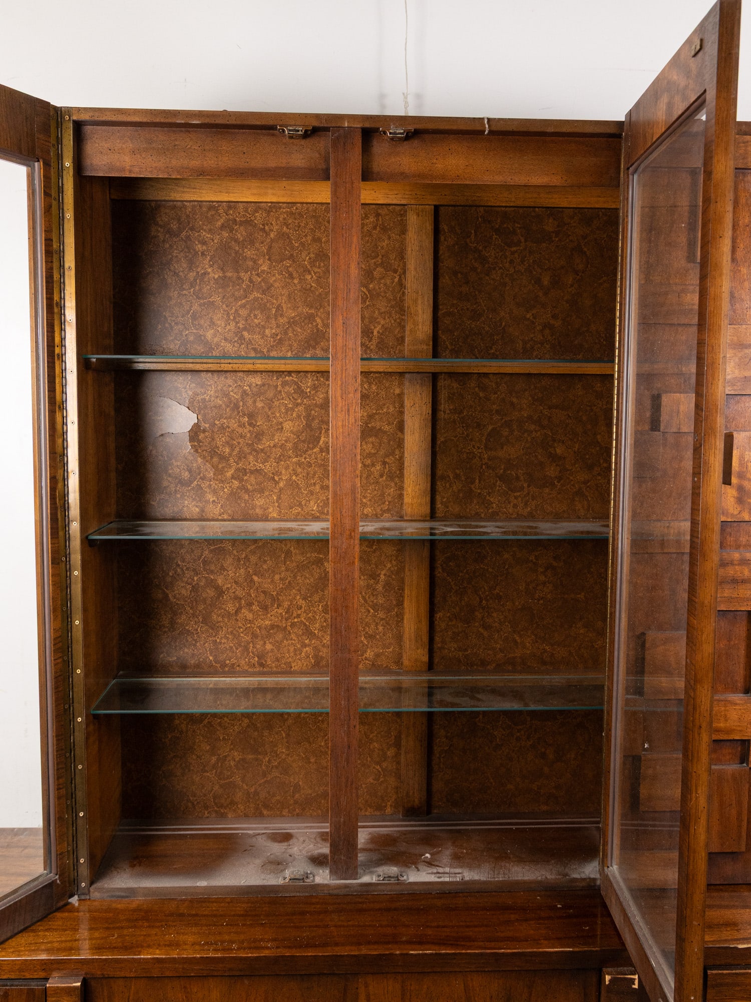 Lane Staccato Mid Century Modern Two Piece Hutch - 4