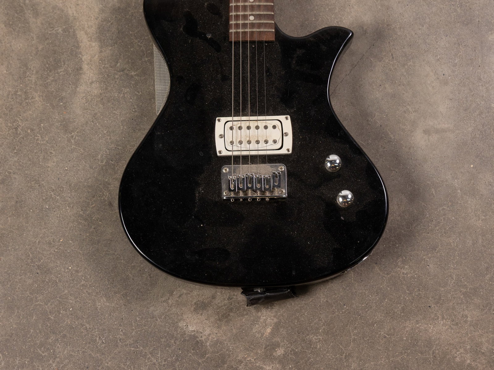 First Act ME537 Electric Guitar - 2