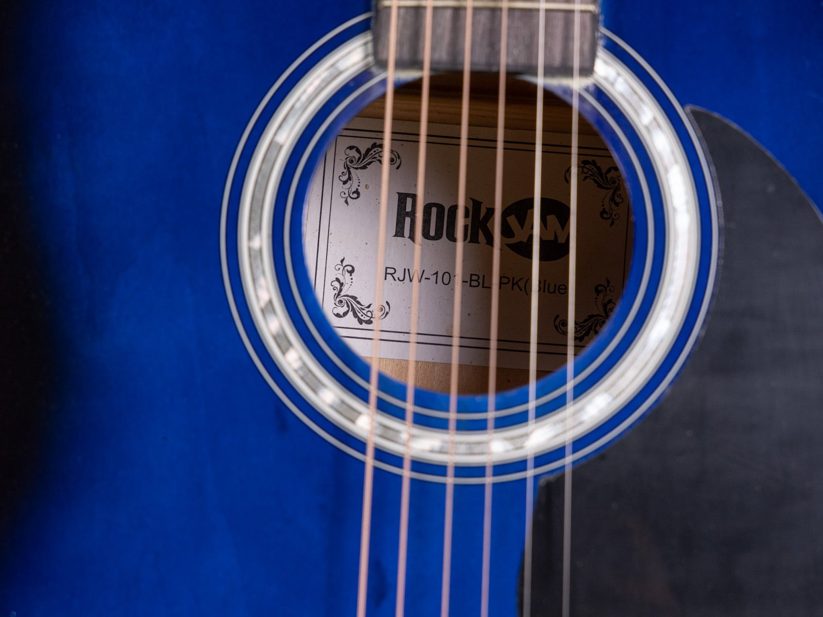RockJam Blue Acoustic Guitar in Case - 4