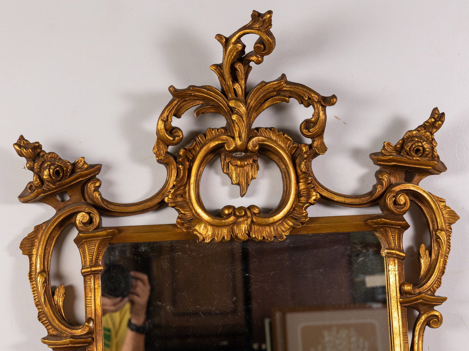 Vintage Ornate Gold Toned Wall Mounted Mirror - 2
