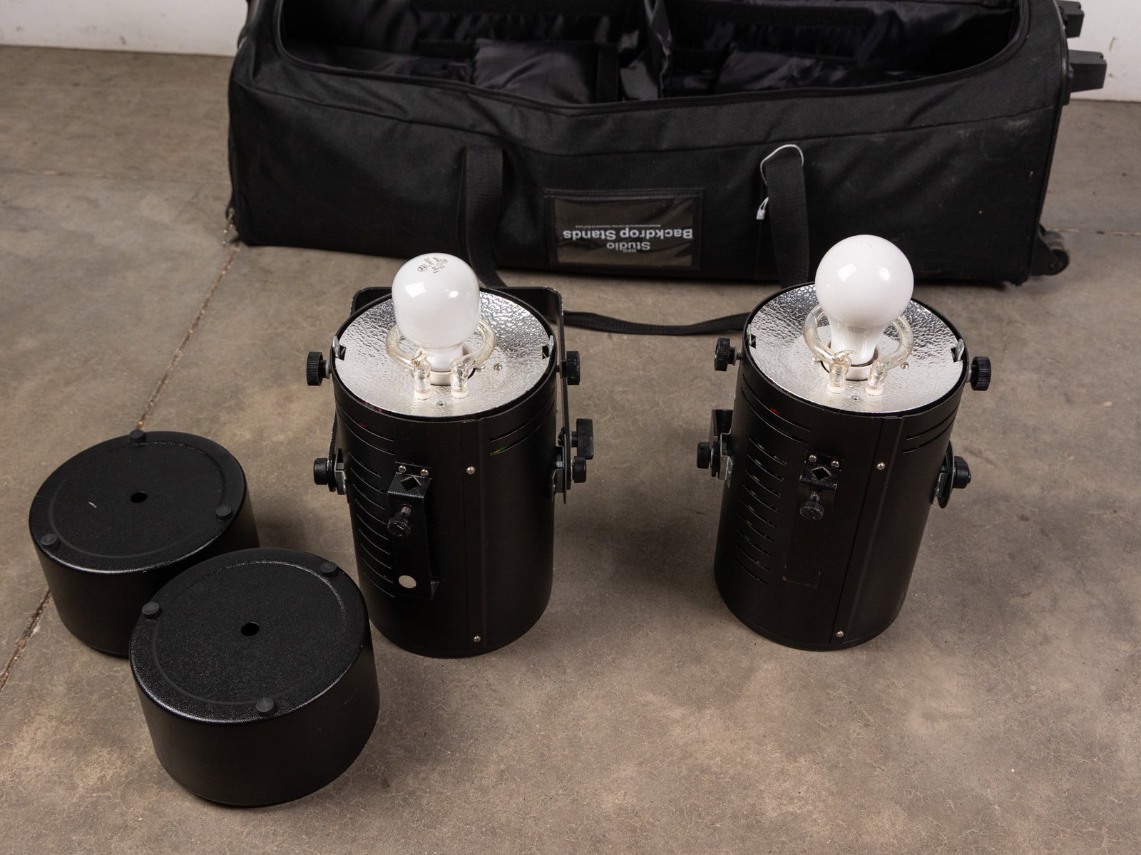 Bowens Bogen Monolite 400B Light Set in Case - 2