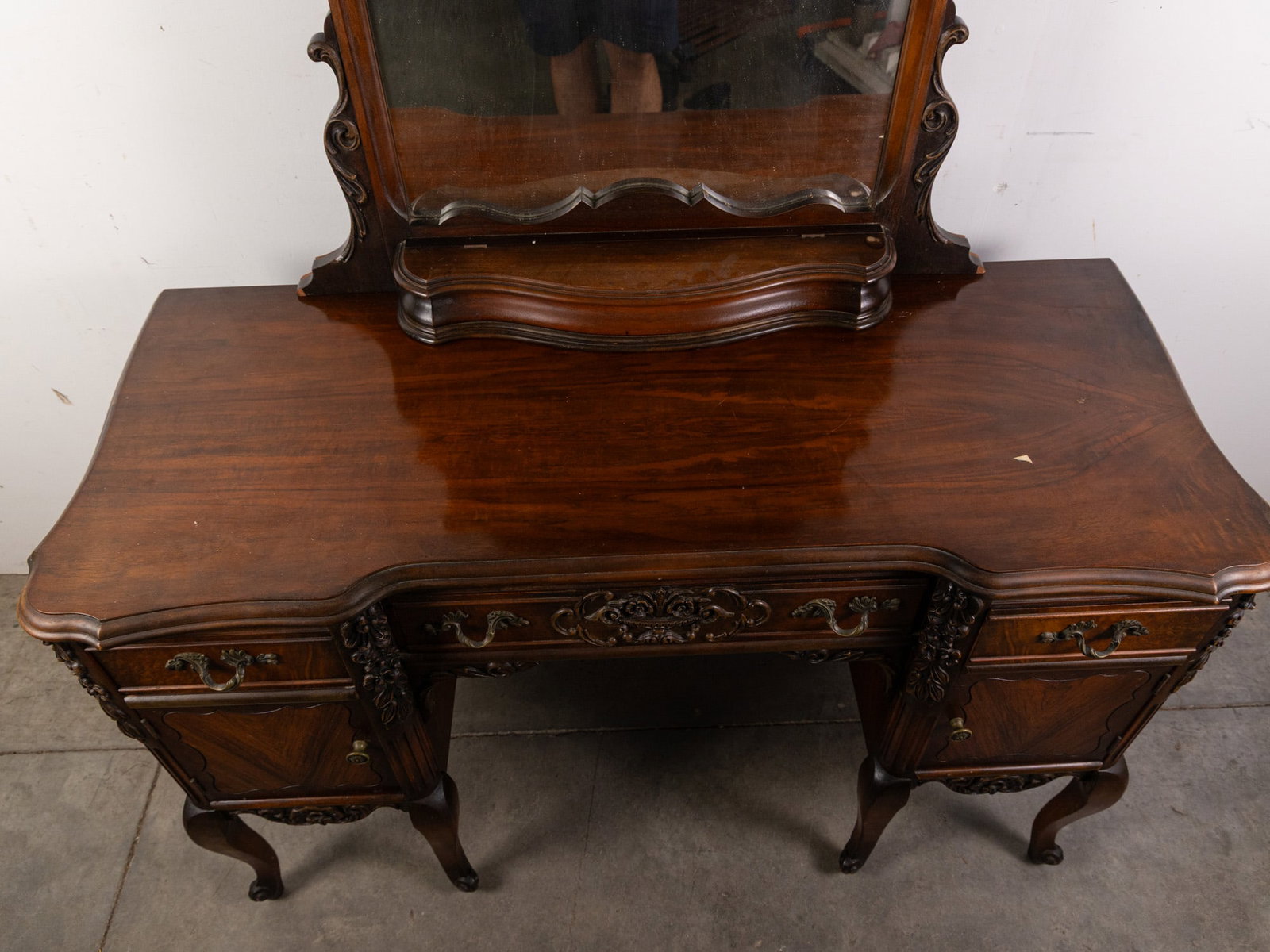 Antique Intricately Carved Desk/Vanity with Mirror - 4