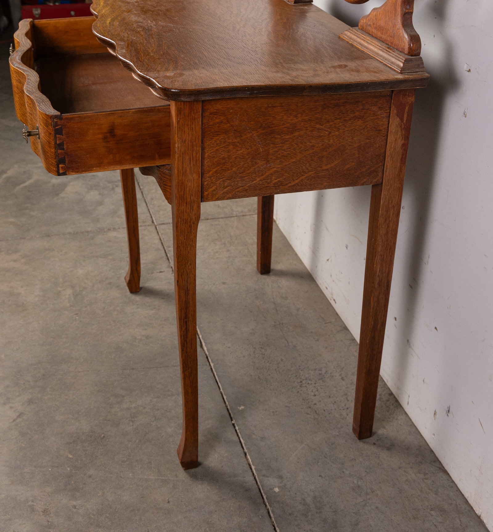 Antique Victorian Oak Dresser with Mirror - 6