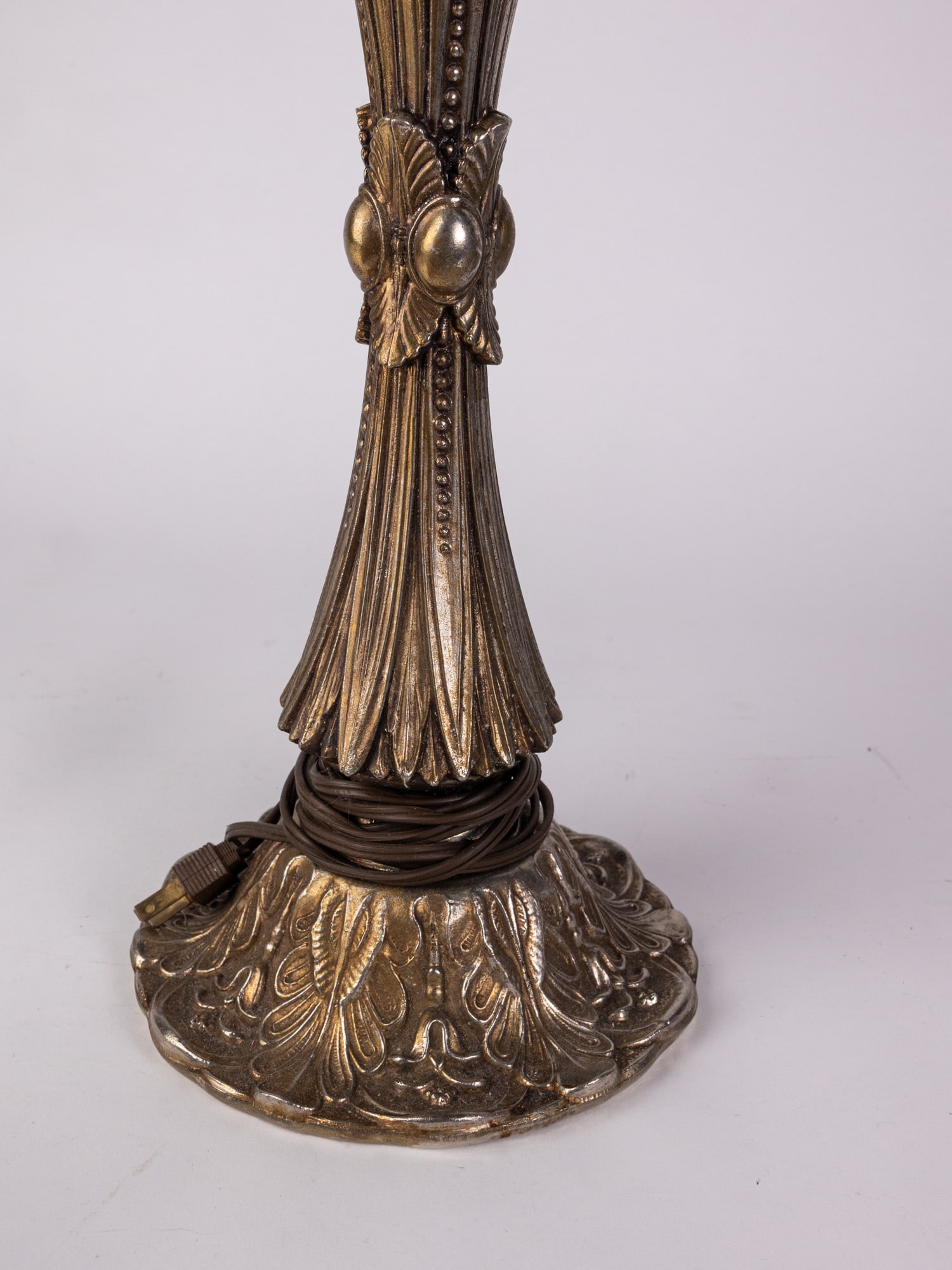 Vintage 1960's Baroque Style Table Lamp - 4