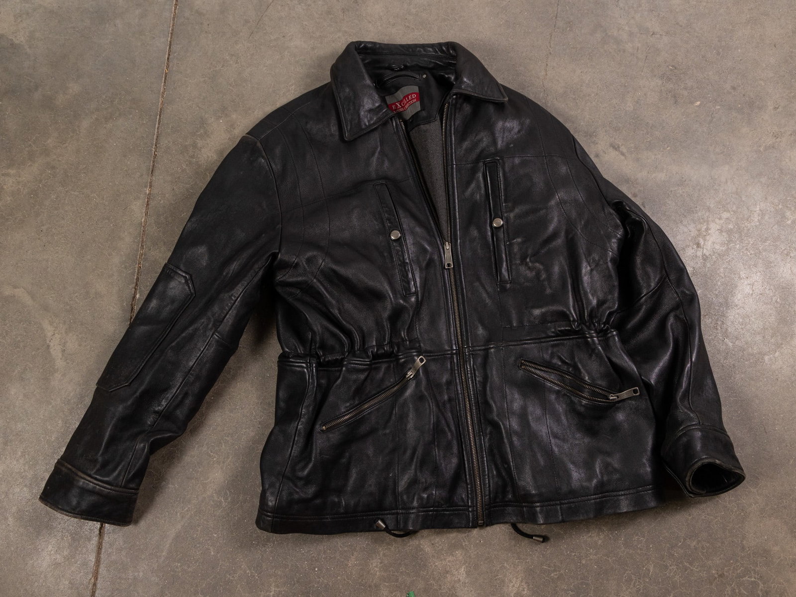 Vintage Black Leather Jacket w/ Removable Interior: Vintage Black Leather Jacket w/ Removable Interior Size L Literature Brooks Auction – Online Auction Terms & Conditions Contact: (856) 694-2960 | info@brooks.auction READ BEFORE YOU BID: We
