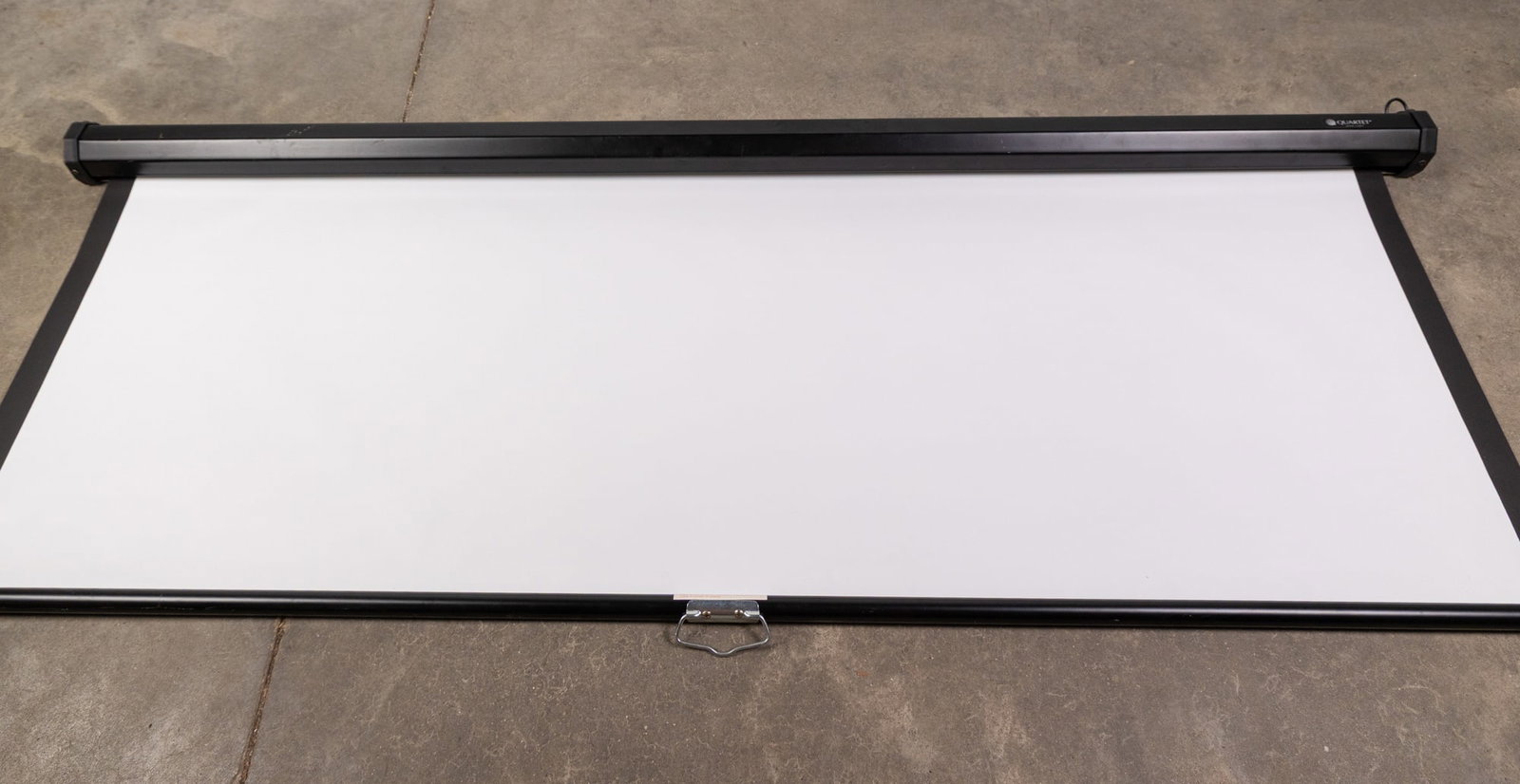 Quartet Pull Down Projector Screen - 3