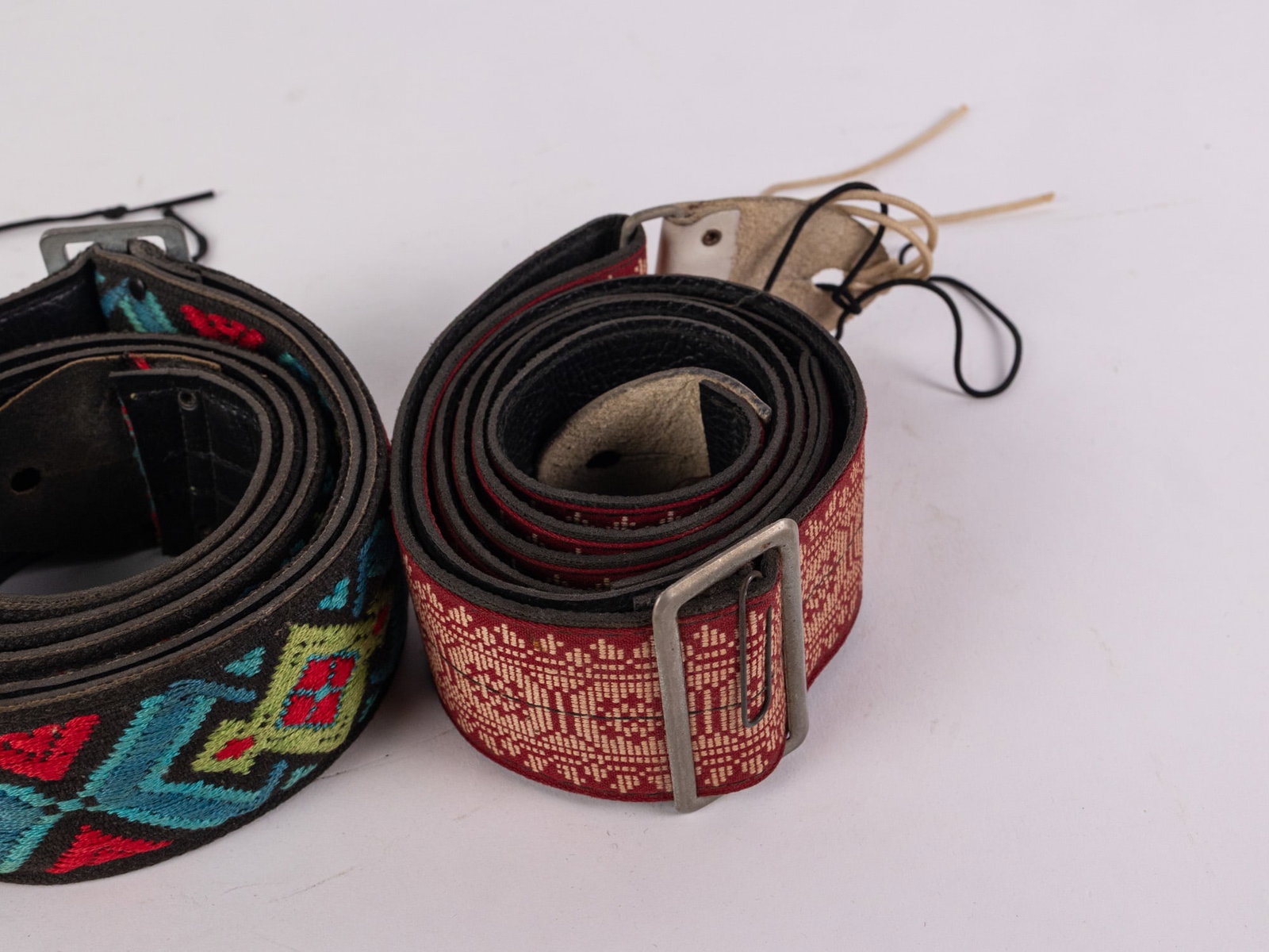 Three Vintage Guitar Straps - 4