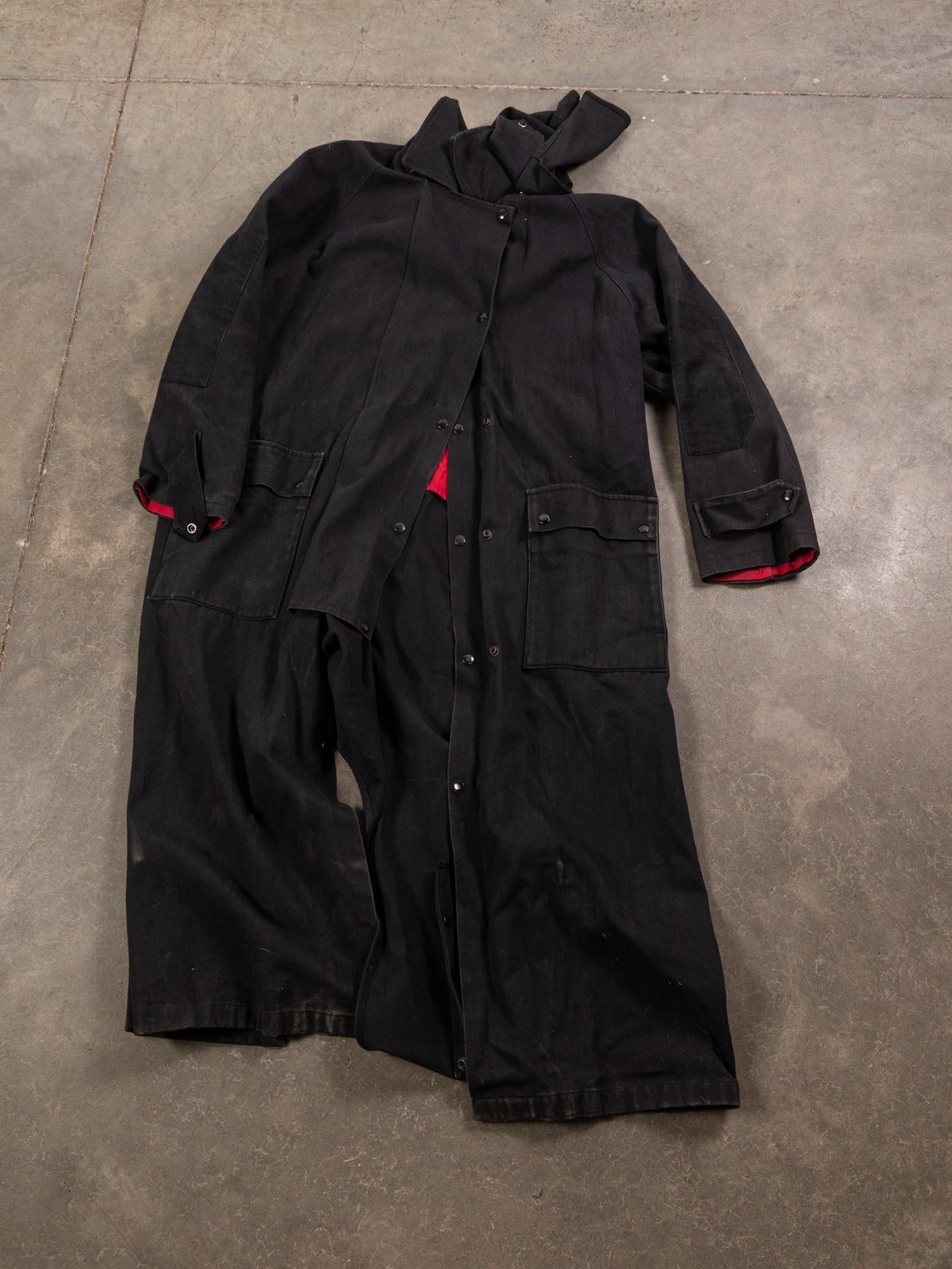 Vintage Australian Outback Duster Coat: Vintage Australian Outback Duster Coat Size XL Literature Brooks Auction – Online Auction Terms & Conditions Contact: (856) 694-2960 | info@brooks.auction READ BEFORE YOU BID: We want you to