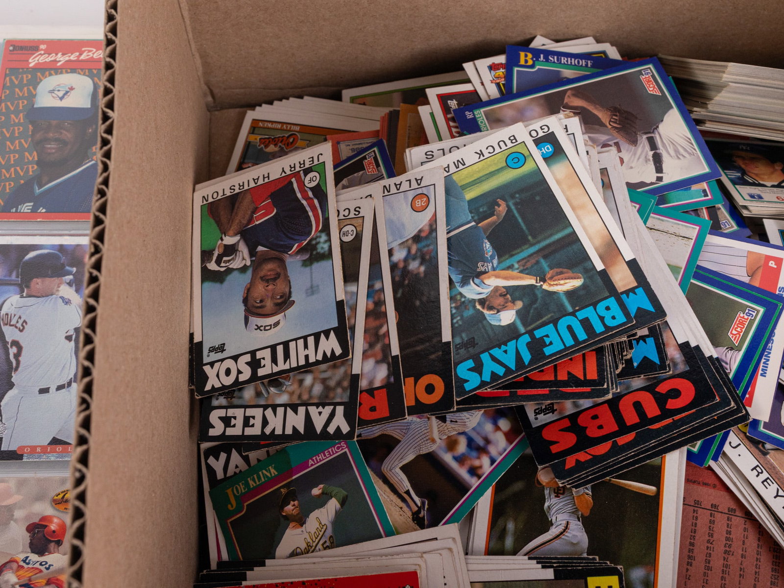 Lot of Assorted Vintage Collectible Sports Cards - 4