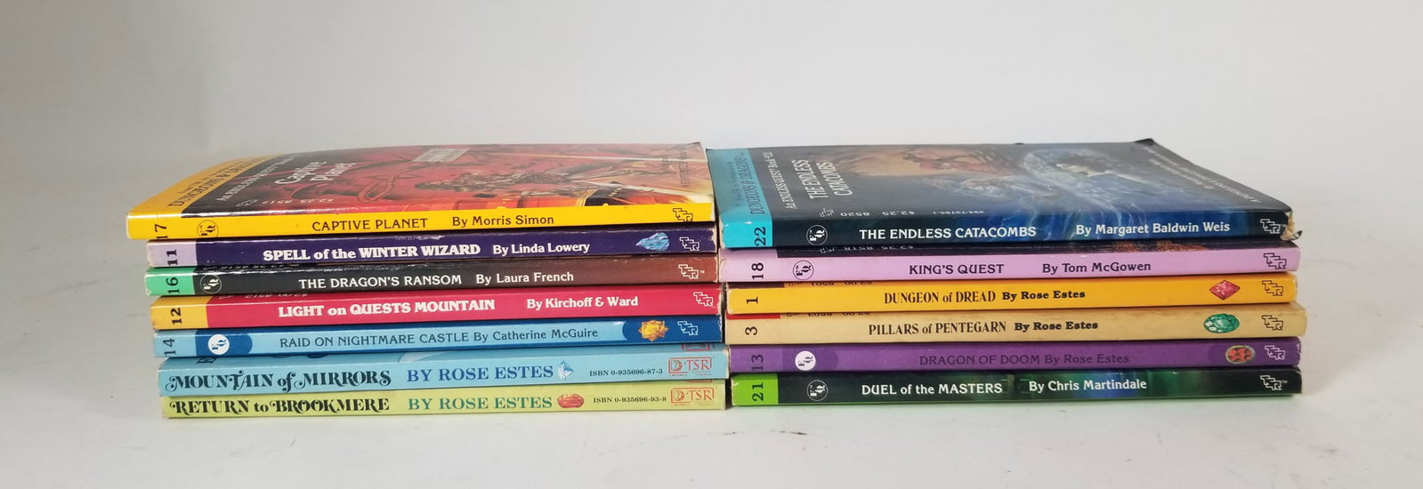 Assortment of Dungeons & Dragons: Endless Quest Books: Assortment of Dungeons & Dragons: Endless Quest Books Size 7" x 12" x 12" Literature Brooks Auction – Online Auction Terms & Conditions Contact: (856) 694-2960 | info@brooks.auction READ BEF