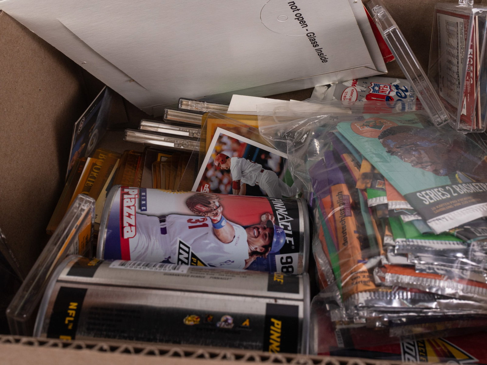Lot of Assorted Vintage Collectible Sports Cards - 3