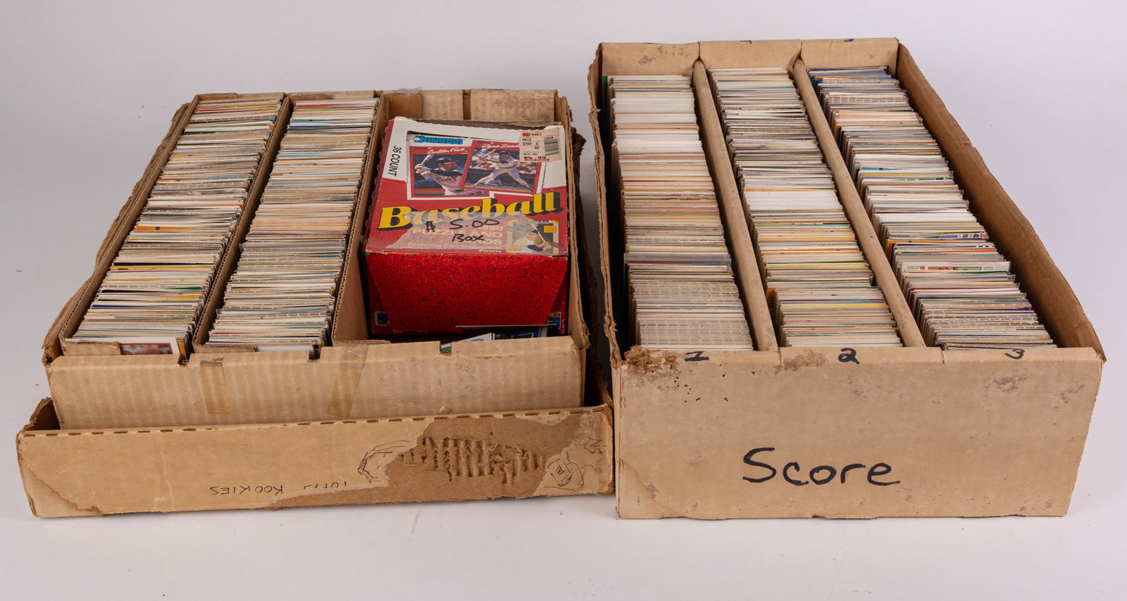Lot of Assorted Vintage Collectible Sports Cards: Lot of Assorted Vintage Collectible Sports Cards Size 7" x 12" x 12" Literature Brooks Auction – Online Auction Terms & Conditions Contact: (856) 694-2960 | info@brooks.auction READ BEFORE YOU