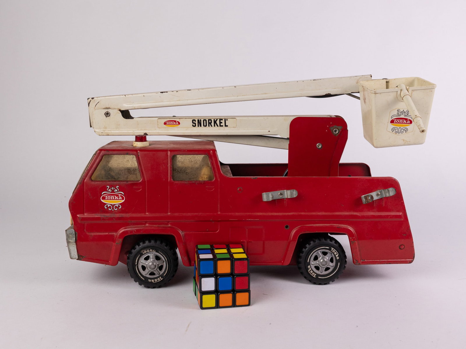 Tonka Snorkel Vintage Toy Fire Truck - 4