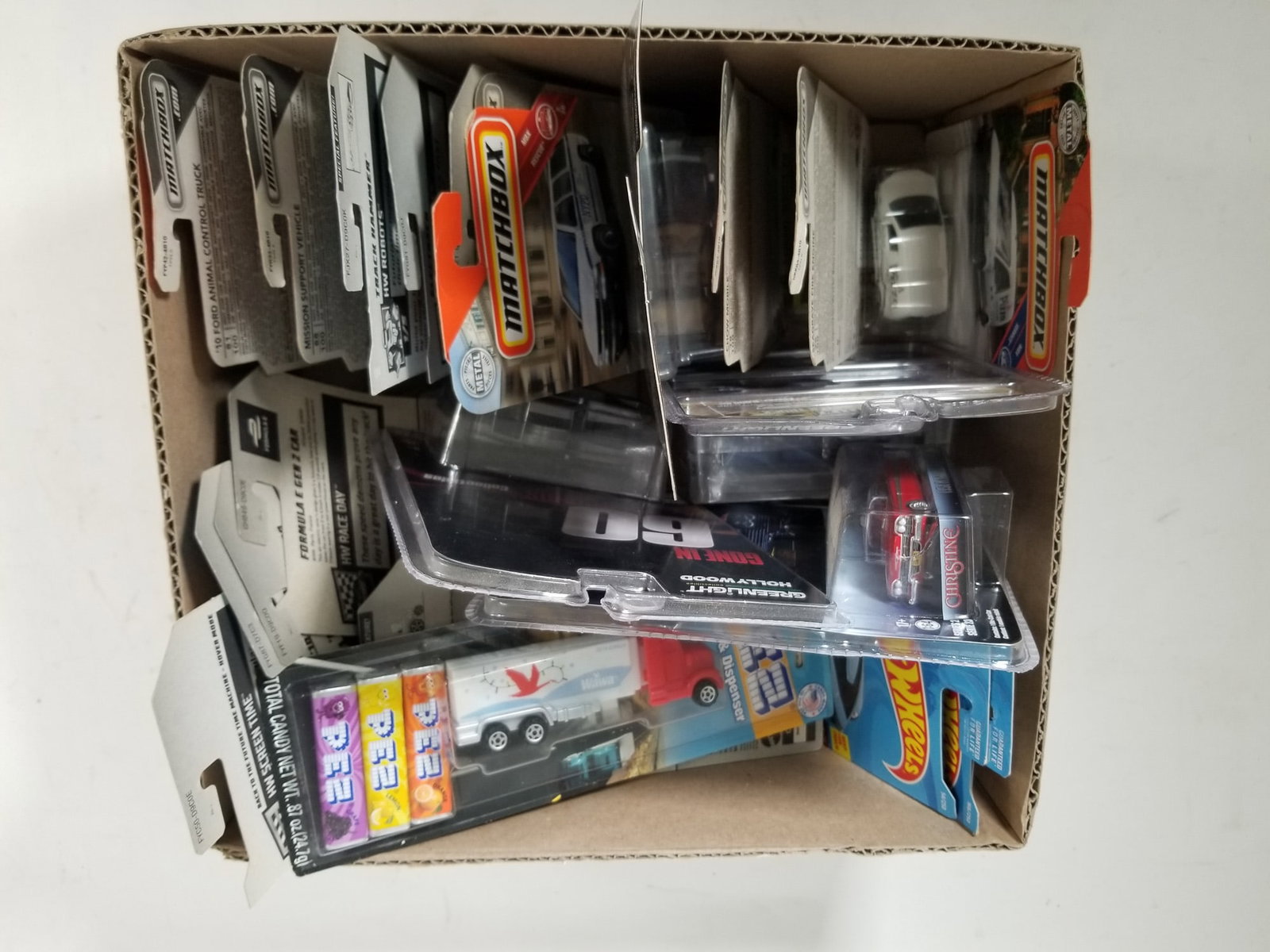 Assorted Hot Wheels Toy Cars IOB (1 of 3)