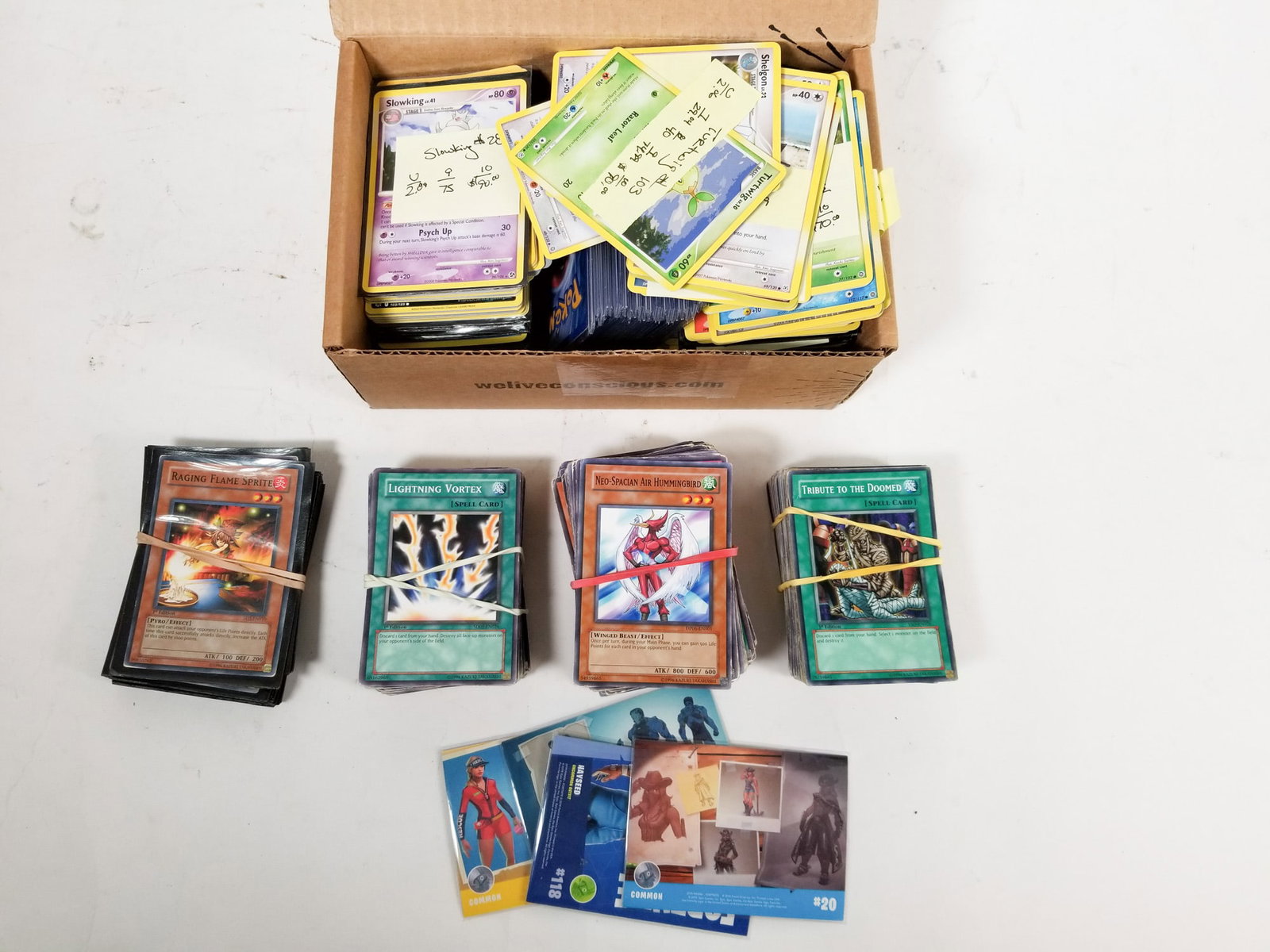 Assortment of Trading Cards ft. Classic Cars - 3