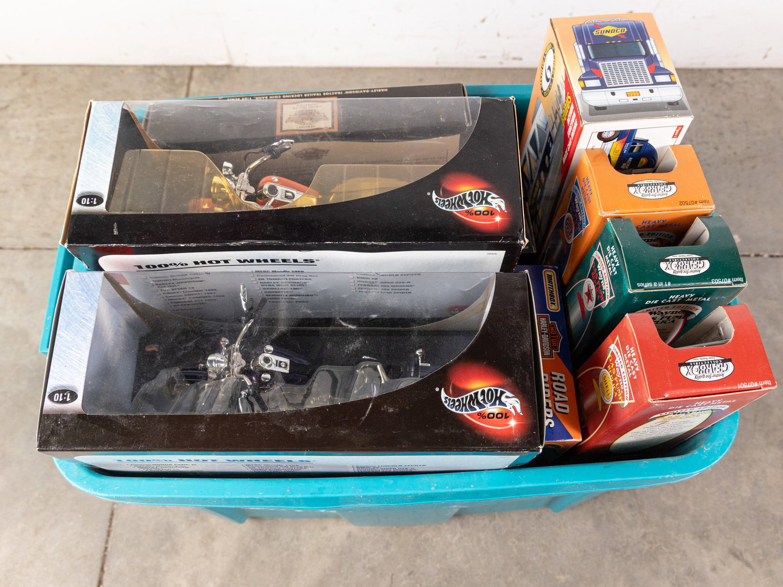 Large Assortment of Vintage Diecast Automobiles: Large Assortment of Vintage Diecast Automobiles Literature Brooks Auction – Online Auction Terms & Conditions Contact: (856) 694-2960 | info@brooks.auction READ BEFORE YOU BID: We want you to