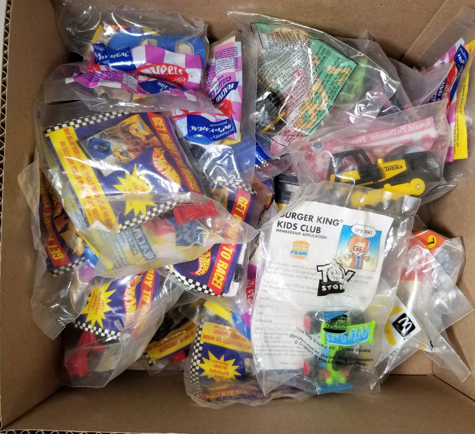 Assorted Vintage Toys & Collectibles - 3