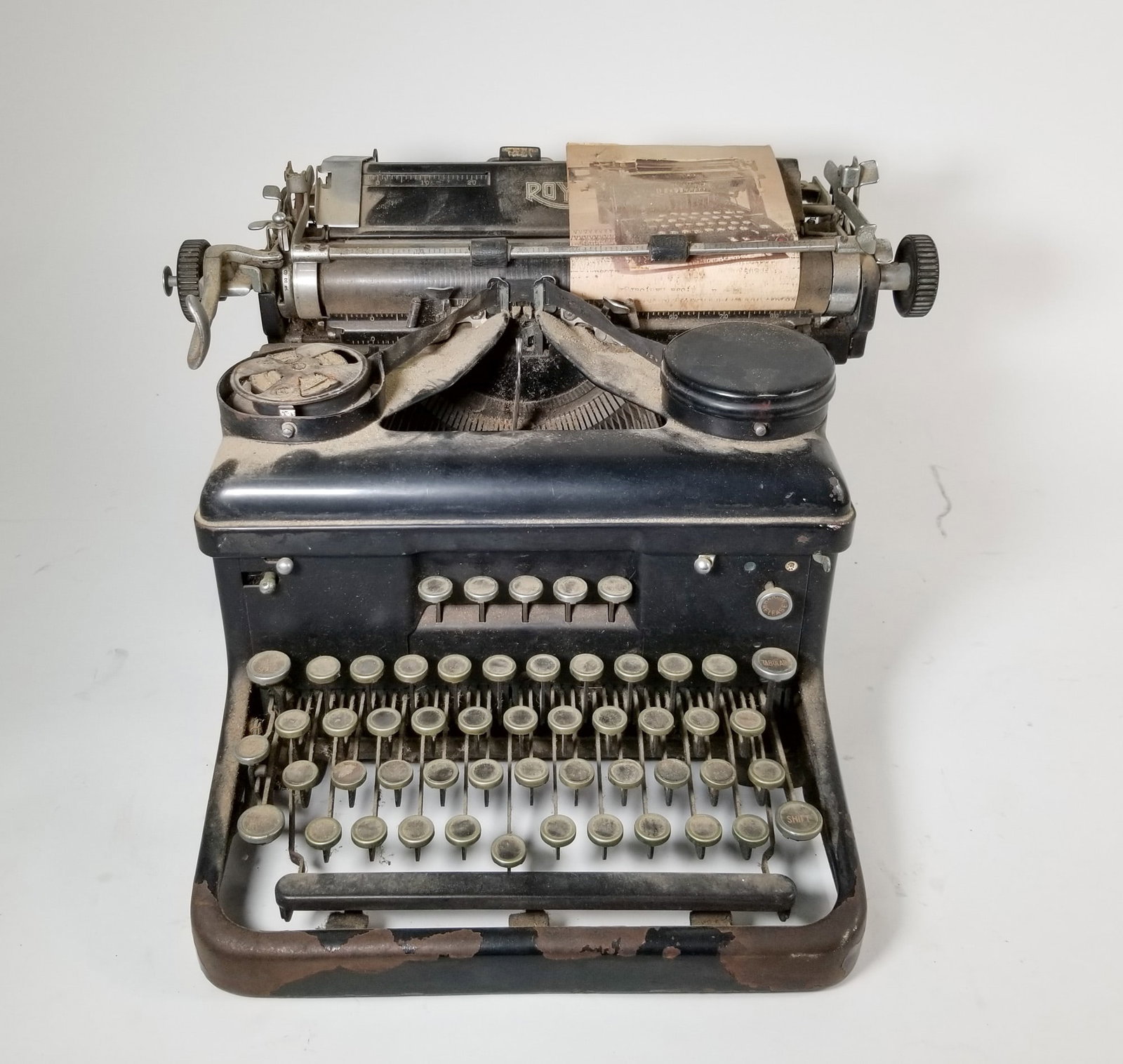Vintage Royal Model H Typewriter (1 of 5)
