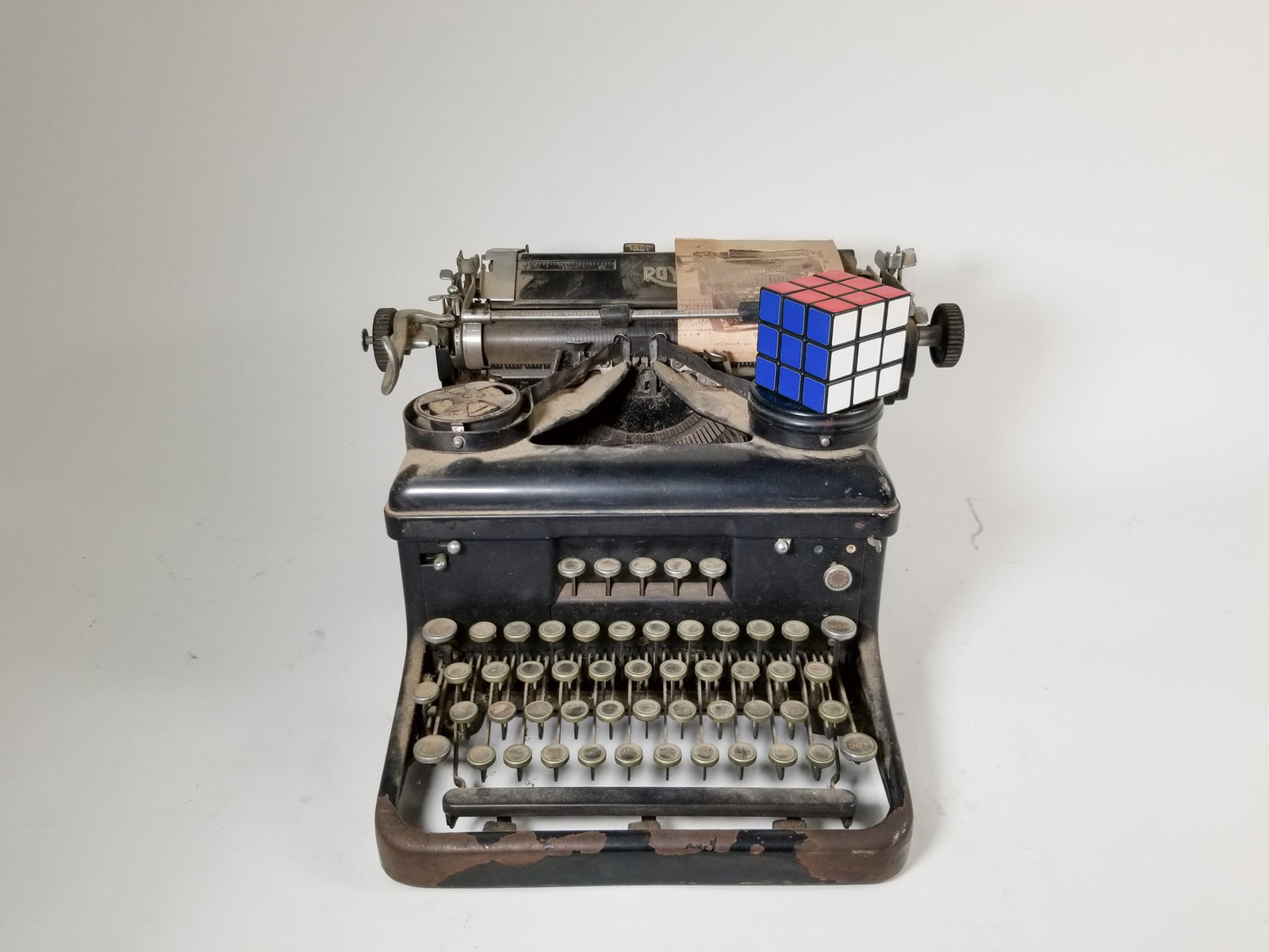 Vintage Royal Model H Typewriter - 2
