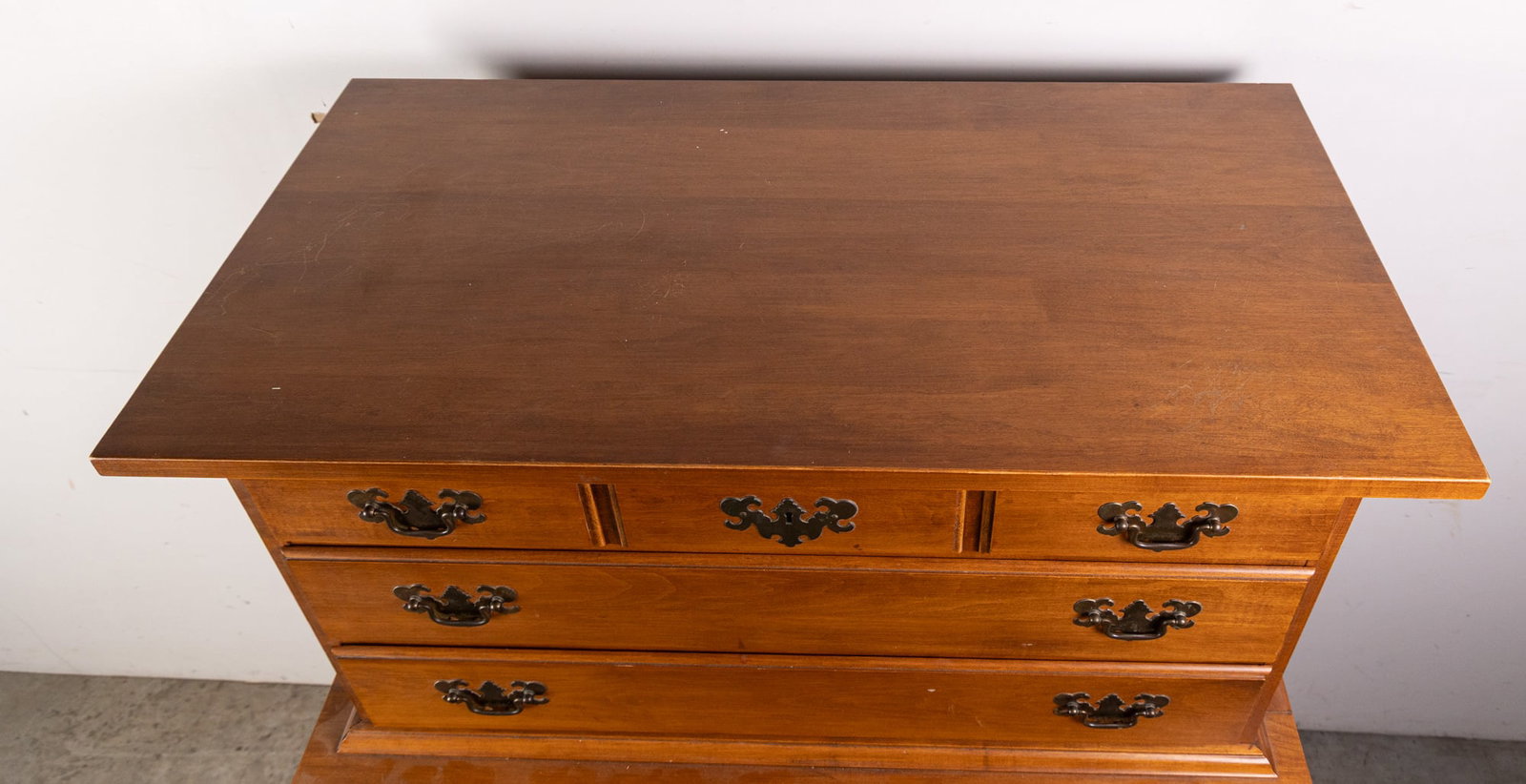 Young Company Hard Solid Maple Chest-on-Chest Dresser - 5