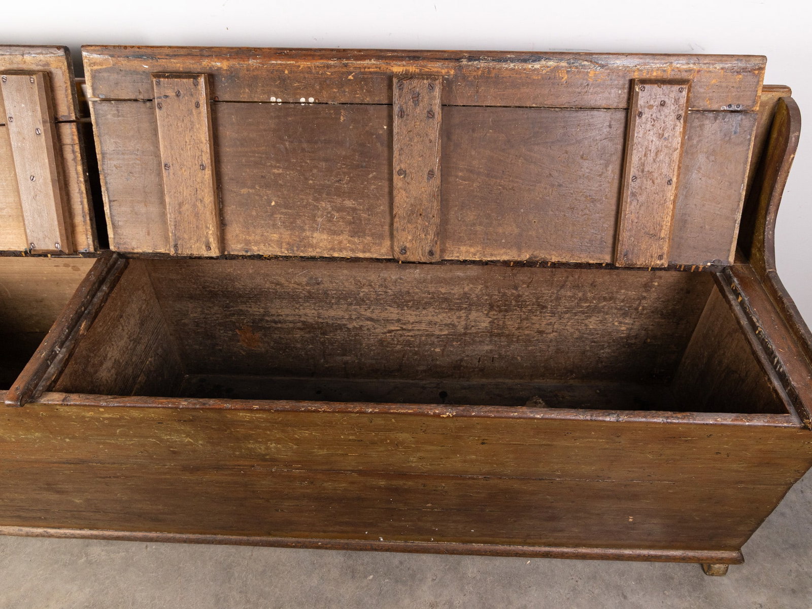 Large Antique Primitive Bench with Storage Compartment - 6