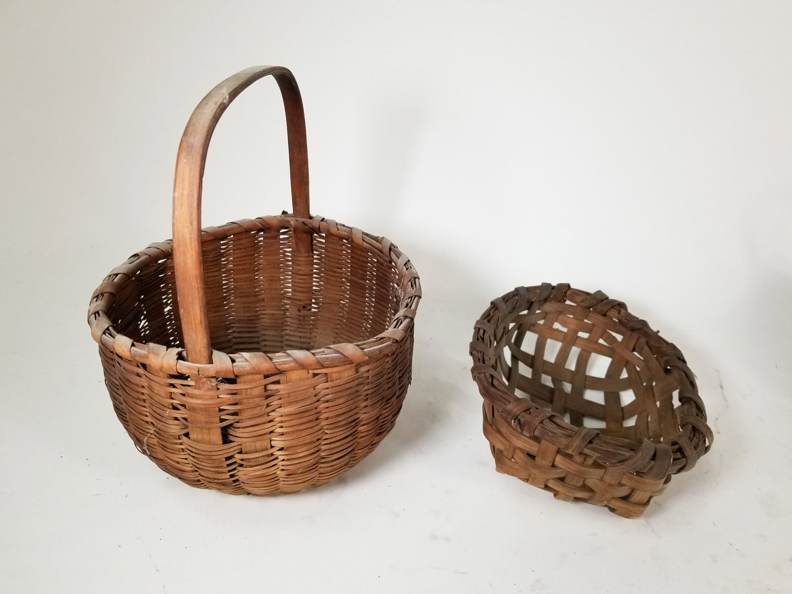 Assorted Primitive Antique Baskets Featuring Oak Splint - 3