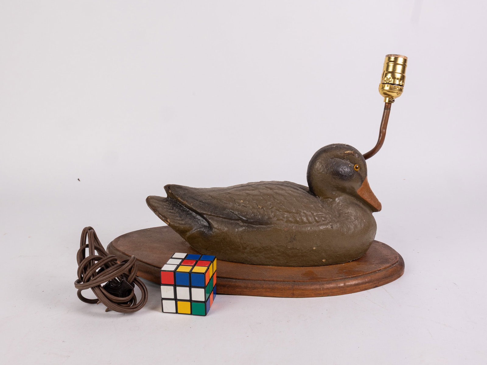 Vintage Molded Fiber Duck Decoy Figural Lamp - 2