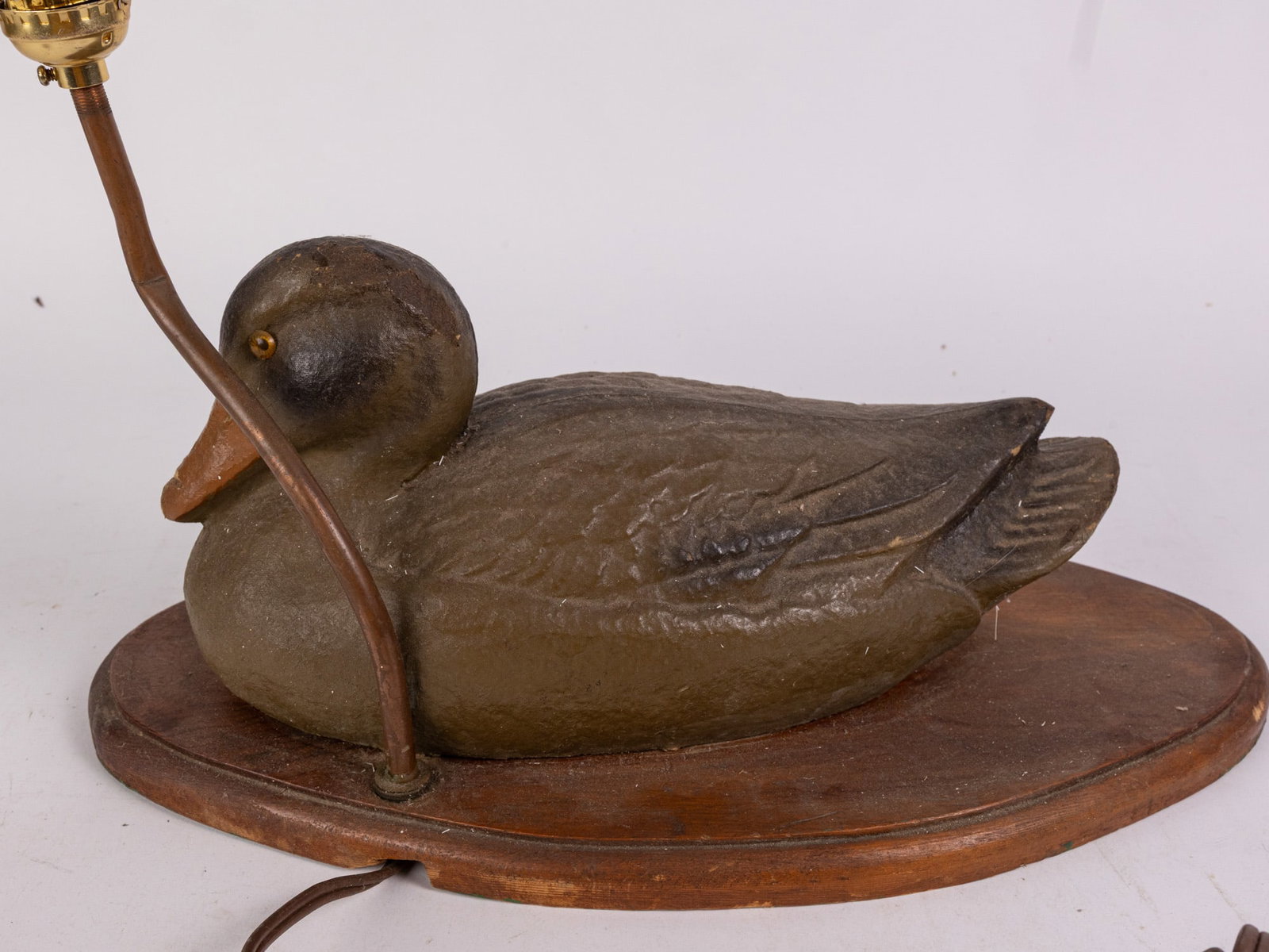 Vintage Molded Fiber Duck Decoy Figural Lamp - 4