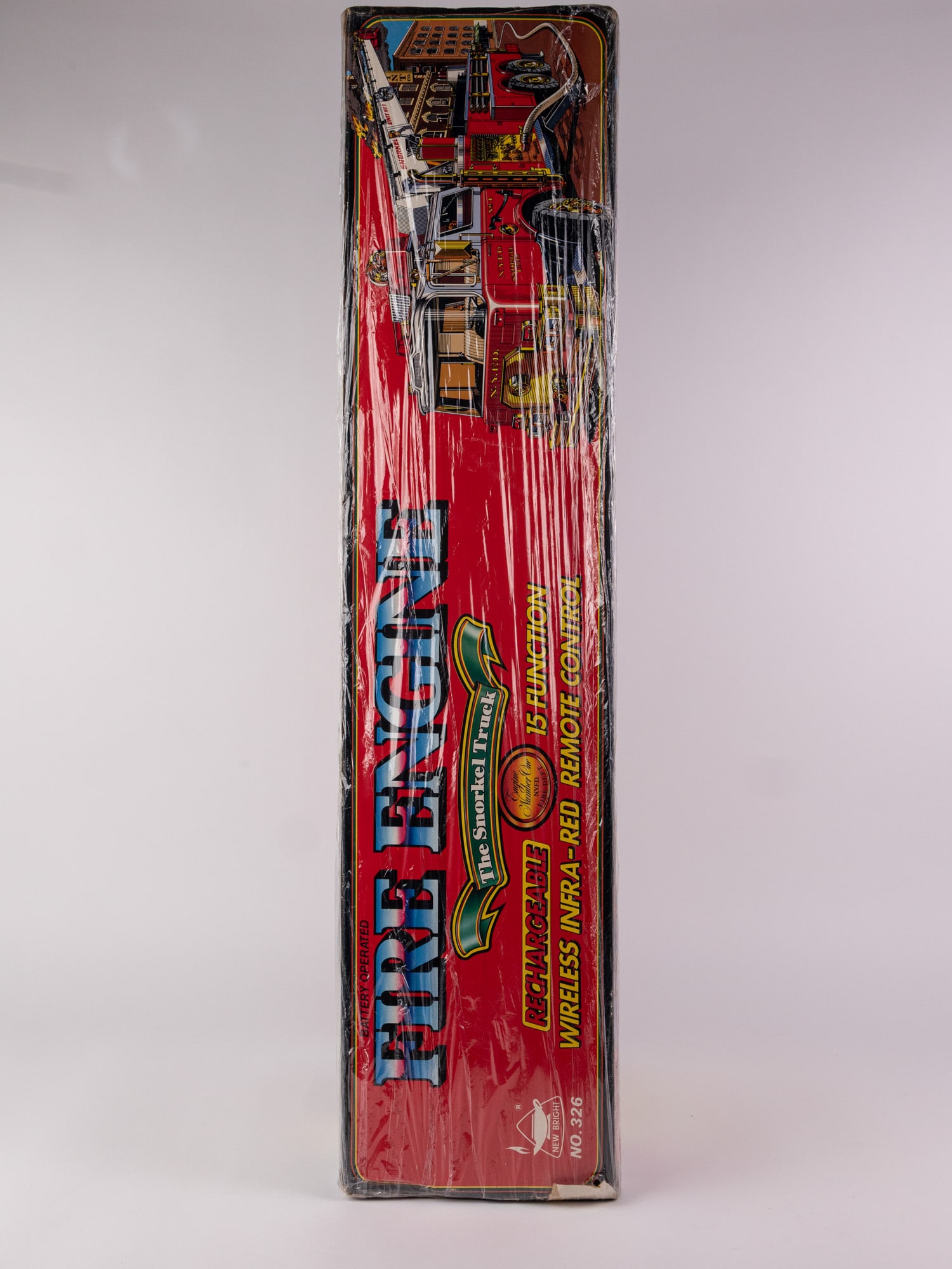 New Bright No. 326 RC Fire Engine "The Snorkel Truck" IOB - 6