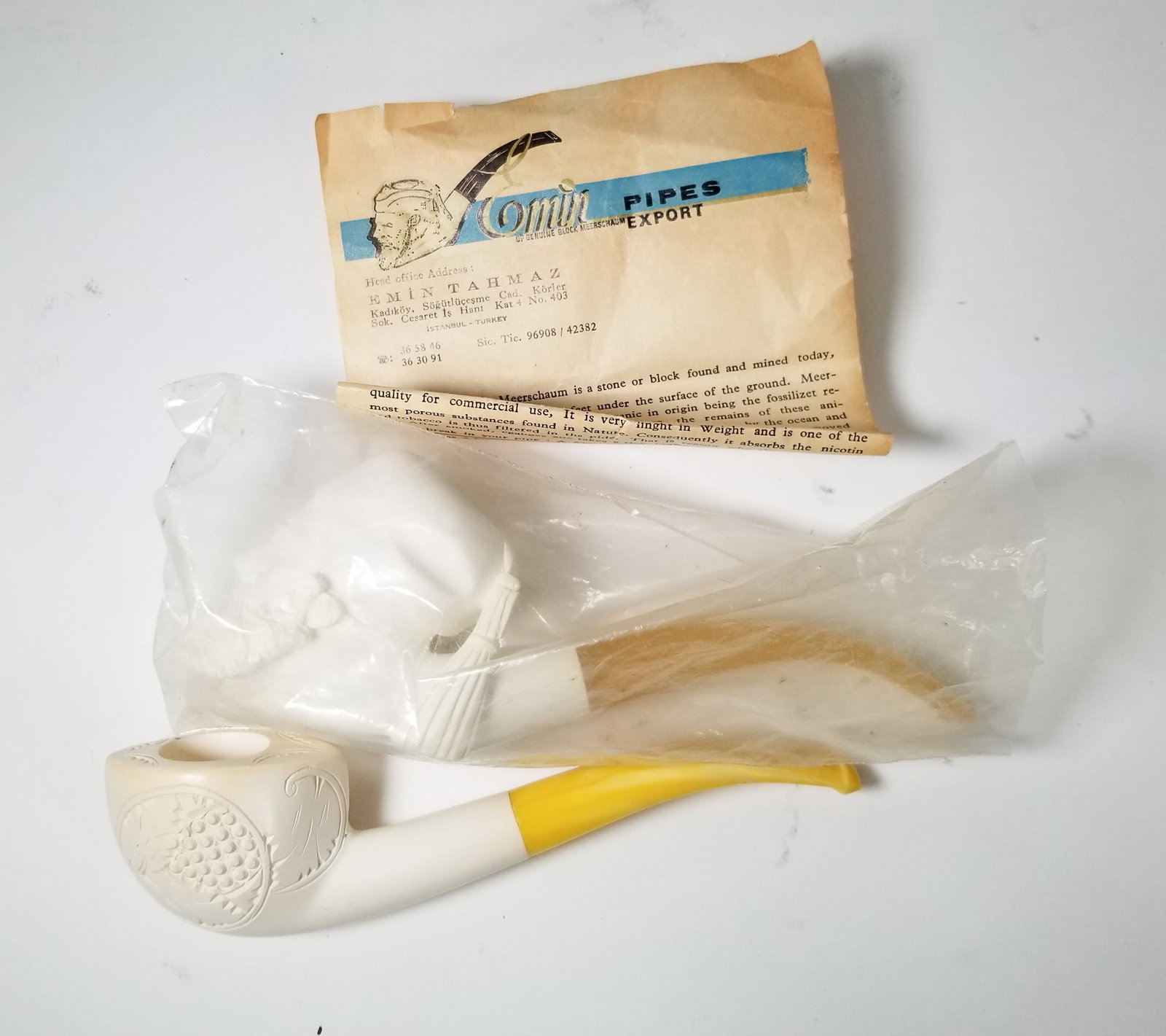Two Vintage Meerschaum Pipes (1 of 2)