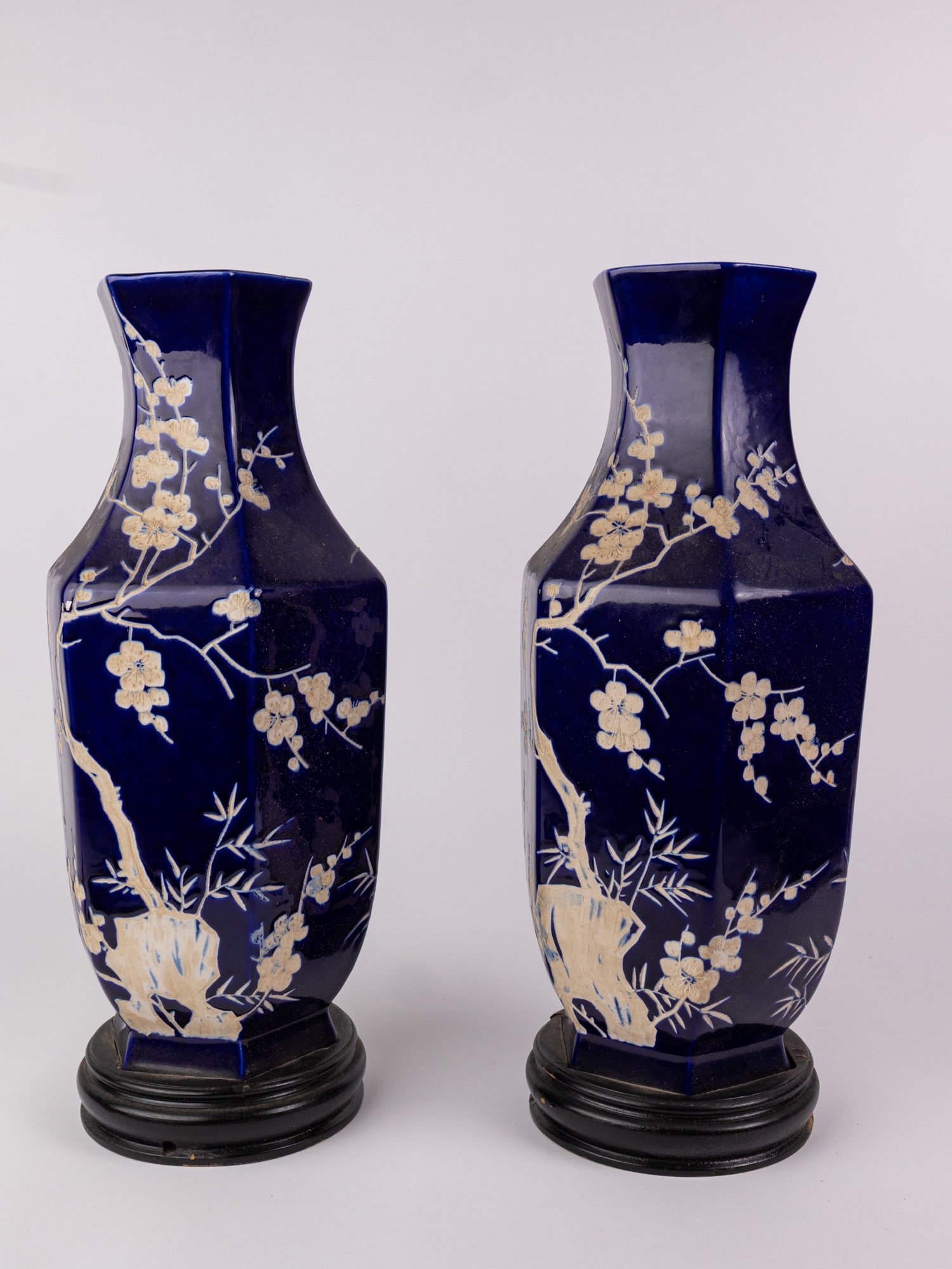 Pair of Vintage Chinese Hexagonal Vases with Deep Cobalt Blue Glaze - 3
