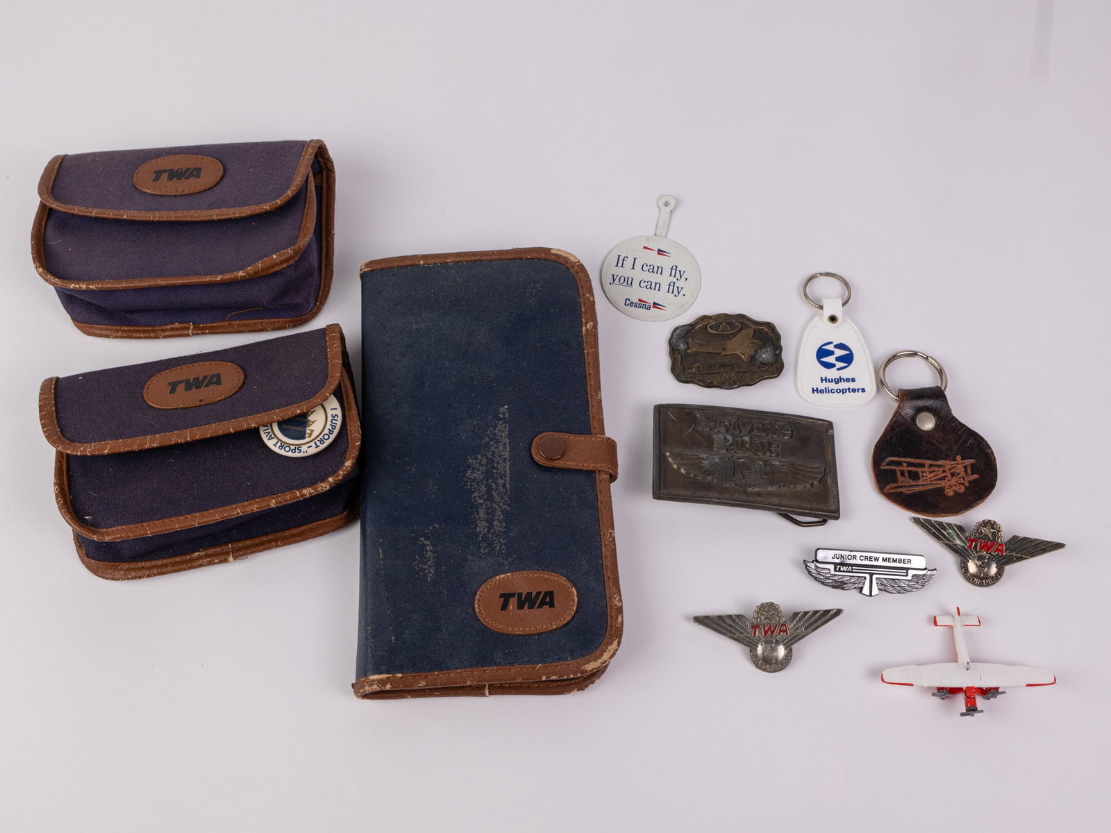 Lot of Assorted Vintage Airline Memorabilia: Lot of Assorted Vintage Airline Memorabilia Size 7" x 12" x 12" Literature Brooks Auction – Online Auction Terms & Conditions Contact: (856) 694-2960 | info@brooks.auction READ BEFORE YOU BID: