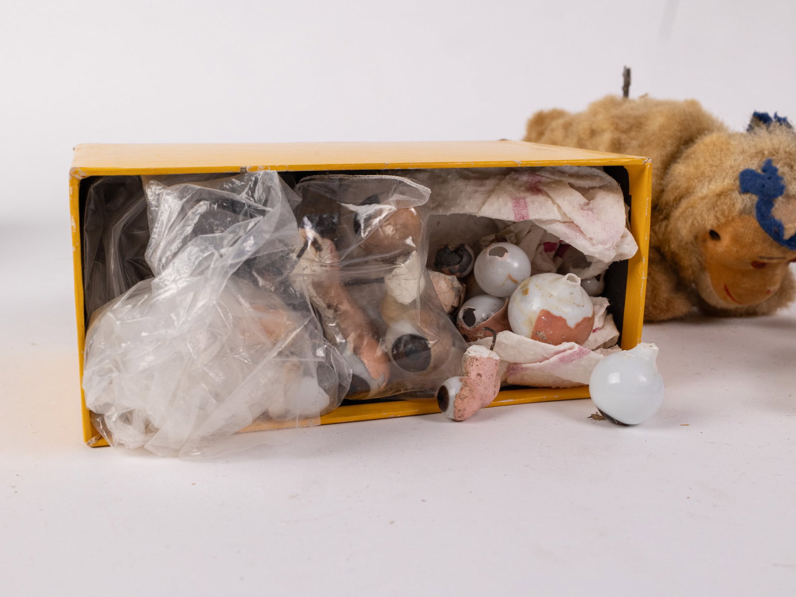 Lot of Assorted Vintage Wind-Up Toys and Dolls - 3