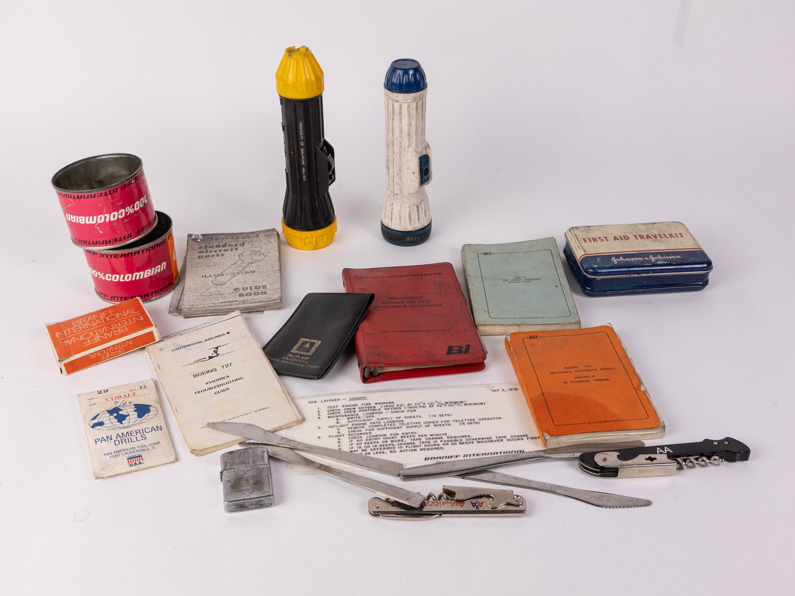 Grouping of Vintage Airline Articles and Ephemera: Grouping of Vintage Airline Articles and Ephemera Size 7" x 12" x 12" Literature Brooks Auction – Online Auction Terms & Conditions Contact: (856) 694-2960 | info@brooks.auction READ BEFORE