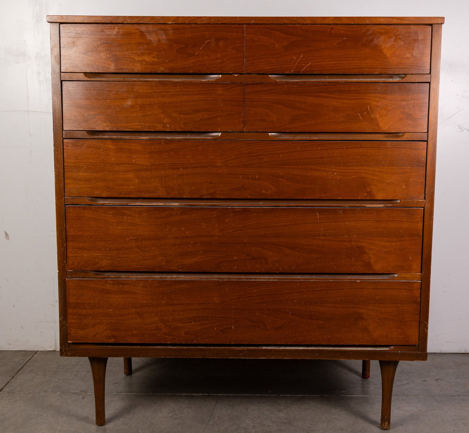 Vintage Mid Century Modern MCM Five Drawer Chest: Vintage Mid Century Modern MCM Five Drawer Chest Size 45" x 40" x 18" Literature Brooks Auction – Online Auction Terms & Conditions Contact: (856) 694-2960 | info@brooks.auction READ BEFORE YOU