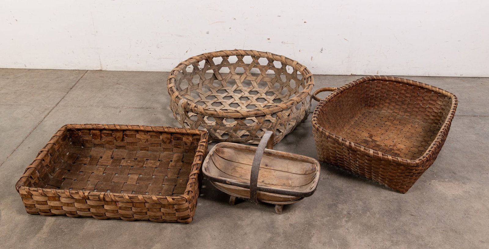Four Antique Primitive Baskets Featuring Oak Split (1 of 3)