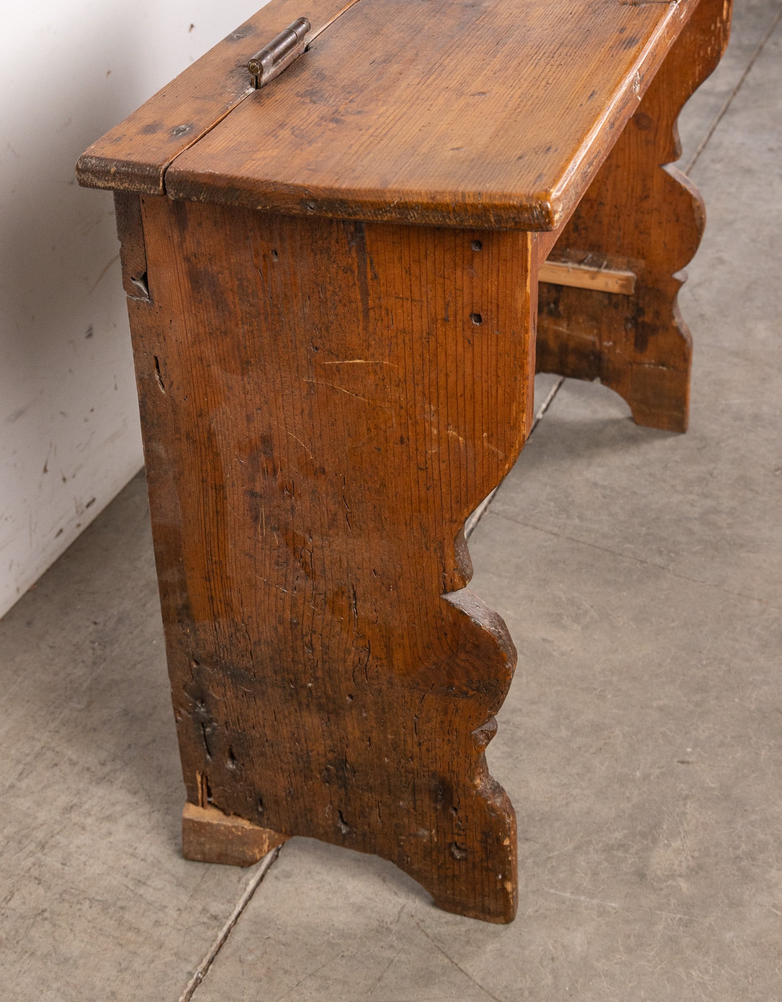 Primitive Antique Bench with Storage Compartment - 4