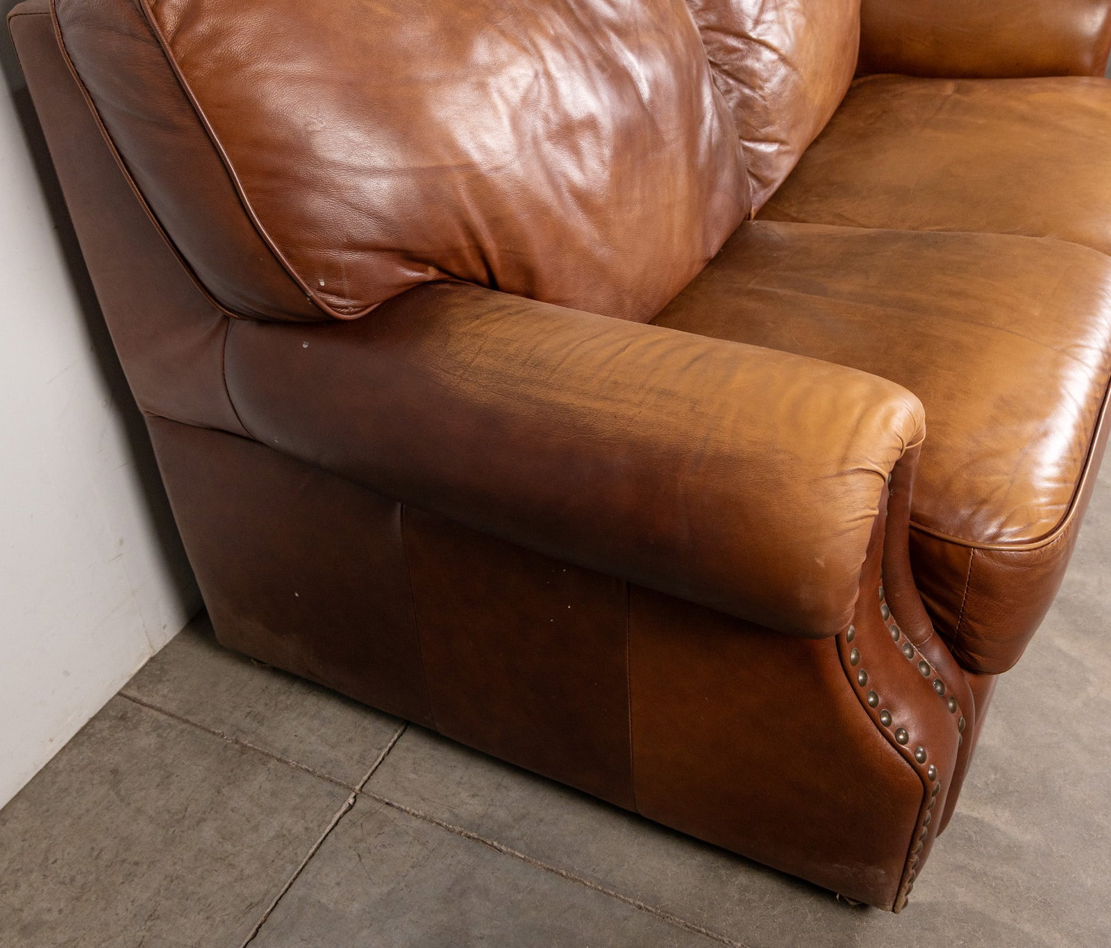 Leather Love Seat with Brass Tack Detailing - 3