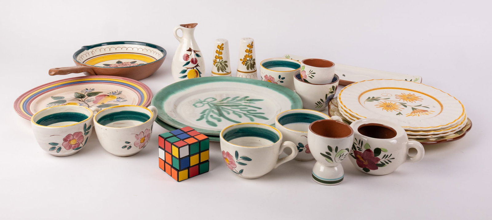 Large Assortment of Vintage Stangl Pottery Ceramic Pieces - 2