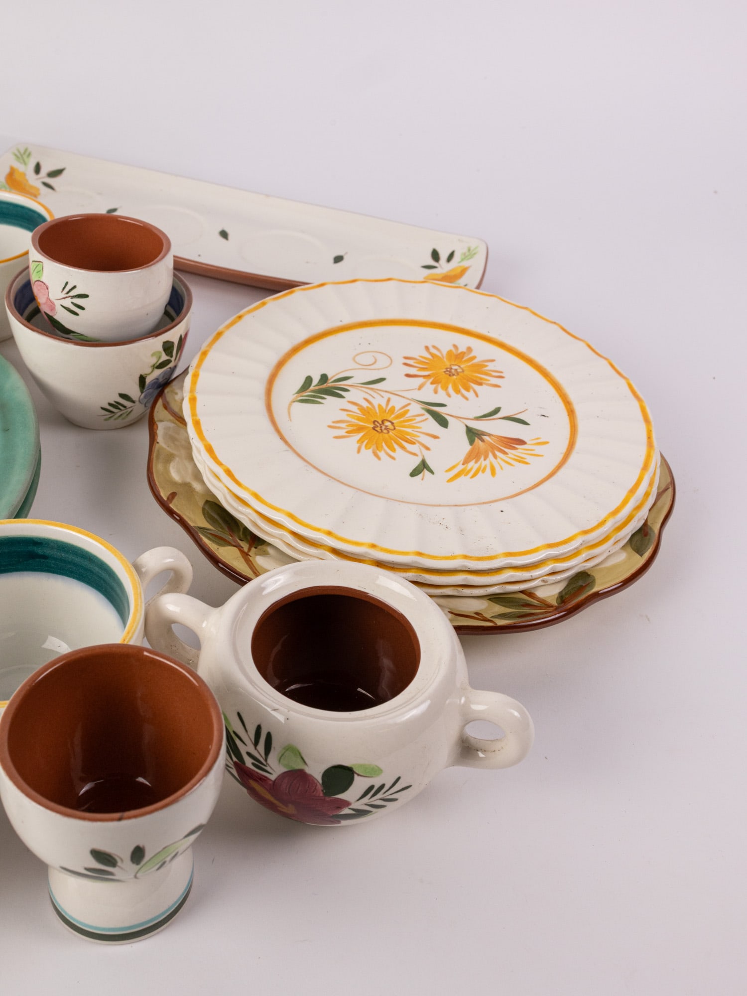 Large Assortment of Vintage Stangl Pottery Ceramic Pieces - 5