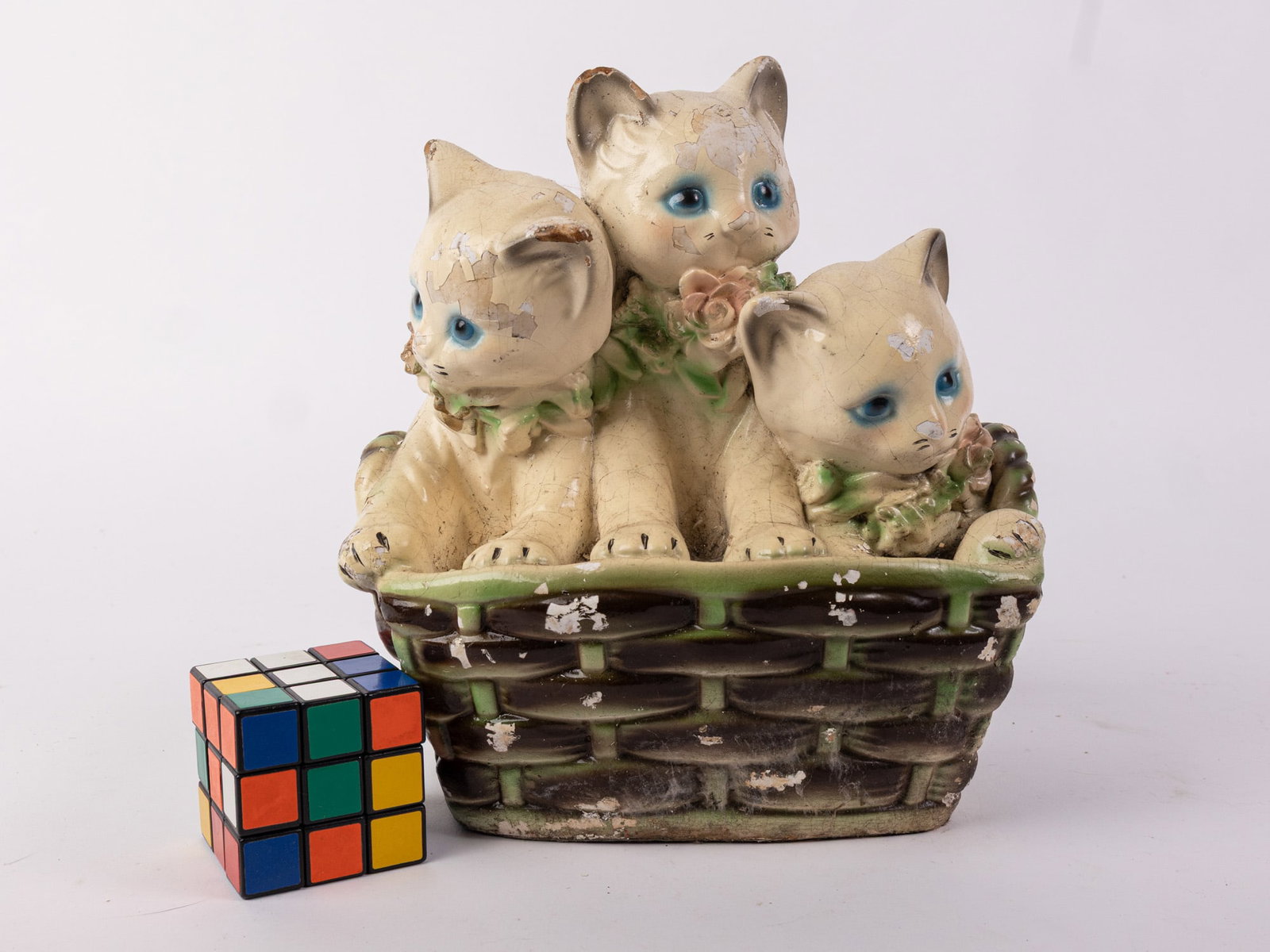 Vintage "Three Blue-Eyed Kittens in Basket" Chalkware Carnival Prize - 2